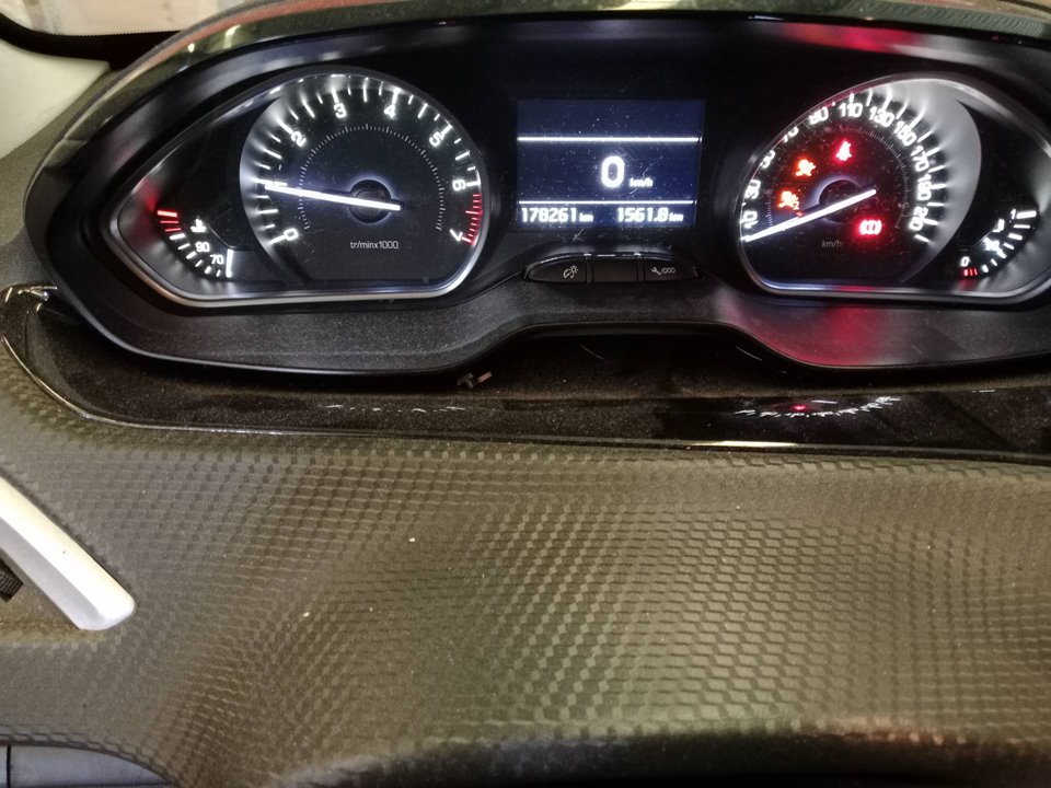 96749624zd MANDO ELEVALUNAS DELANTERO IZQUIERDO PEUGEOT 208 2016 36140 devimagesvext/08283e45-1ba6-4c70-9a92-5b0ff35685bb/migcrv/imagenes/000/000/591/000000591561.jpeg