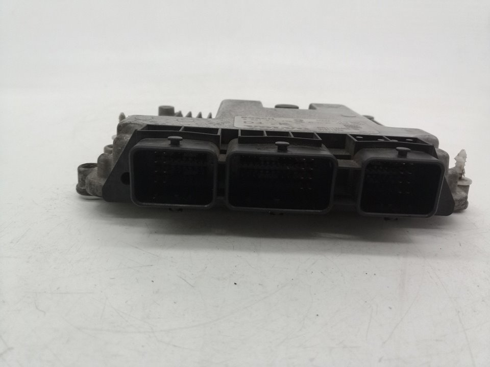 4N5112A650BB CENTRALITA MOTOR UCE VOLVO C30 2007 21425 devimagesvext/08283e45-1ba6-4c70-9a92-5b0ff35685bb/migcrv/imagenes/000/000/596/000000596279.jpeg