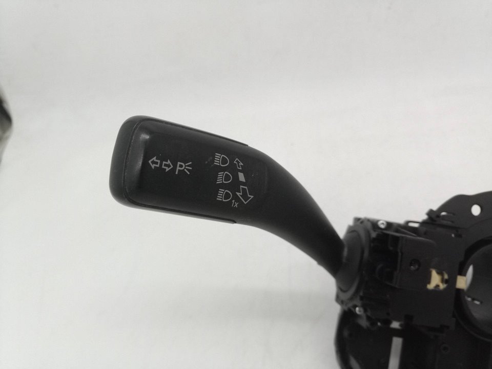 8K0953502BJ MANDO MULTIFUNCION AUDI Q5 2009 23520 devimagesvext/08283e45-1ba6-4c70-9a92-5b0ff35685bb/migcrv/imagenes/000/000/605/000000605265.jpeg