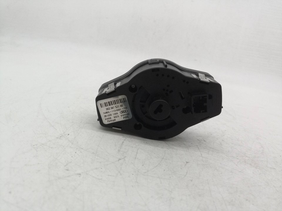8K0941531AK MANDO LUCES AUDI Q5 2009 22290 devimagesvext/08283e45-1ba6-4c70-9a92-5b0ff35685bb/migcrv/imagenes/000/000/606/000000606319.jpeg