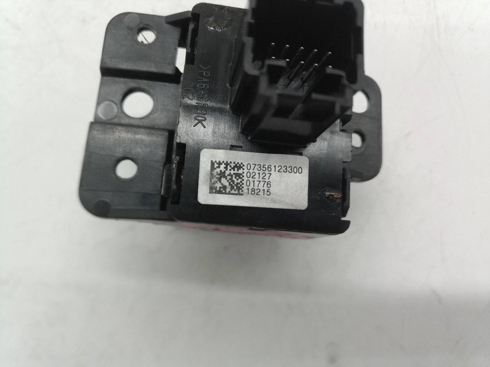 07356123300  FIAT 500 150 BERLINA 2015 26648 devimagesvext/08283e45-1ba6-4c70-9a92-5b0ff35685bb/migcrv/imagenes/000/000/612/000000612709.jpeg