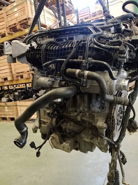 B4204T9 MOTOR COMPLETO VOLVO XC60 2017 14141 devimagesvext/08283e45-1ba6-4c70-9a92-5b0ff35685bb/migcrv/imagenes/000/000/614/000000614533.jpeg