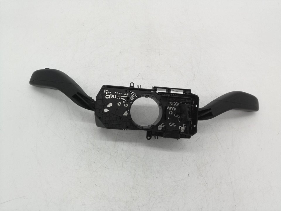 6Q0953503DQ MANDO MULTIFUNCION SKODA FABIA 2011 23816 devimagesvext/08283e45-1ba6-4c70-9a92-5b0ff35685bb/migcrv/imagenes/000/000/617/000000617561.jpeg
