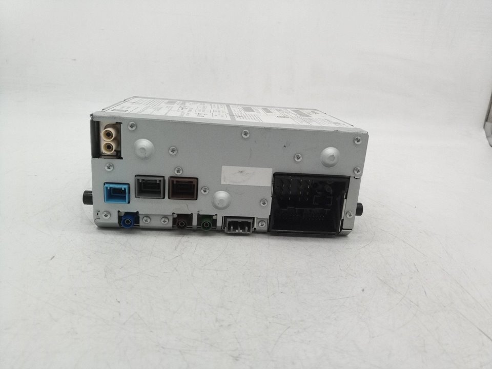 31667604AA SISTEMA AUDIO RADIO CD VOLVO XC60 2017 22976 devimagesvext/08283e45-1ba6-4c70-9a92-5b0ff35685bb/migcrv/imagenes/000/000/619/000000619307.jpeg