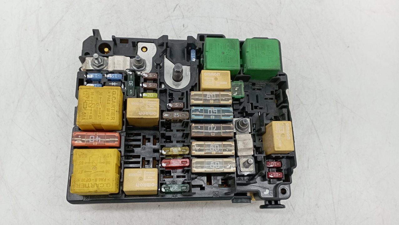 9673028680 CAJA RELES FUSIBLES PEUGEOT 208 2012 18618 devimagesvext/08283e45-1ba6-4c70-9a92-5b0ff35685bb/migcrv/imagenes/000/000/623/000000623377.jpeg