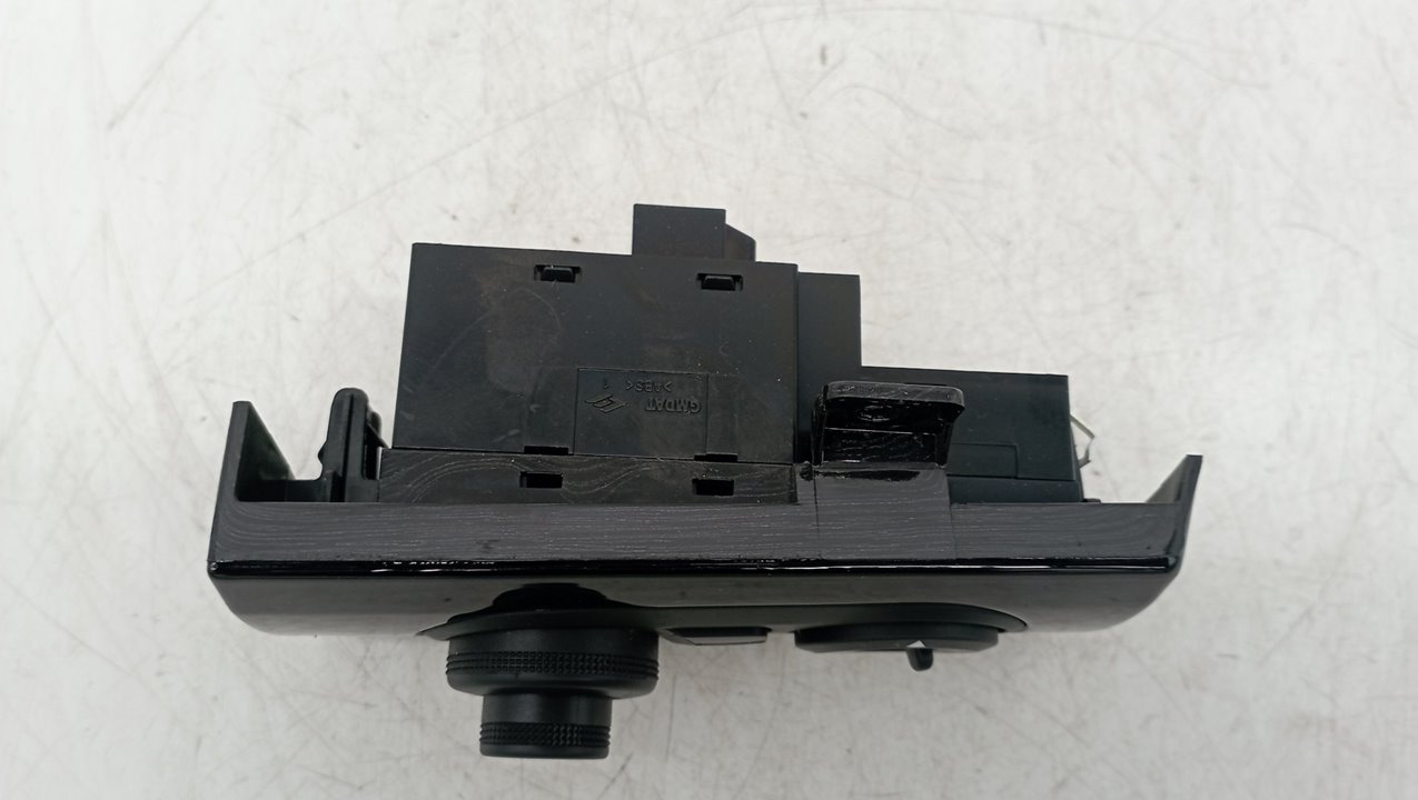 SIN DEFINIR MANDO RETROVISOR CHEVROLET CAPTIVA 2012 19249 devimagesvext/08283e45-1ba6-4c70-9a92-5b0ff35685bb/migcrv/imagenes/000/000/623/000000623693.jpeg