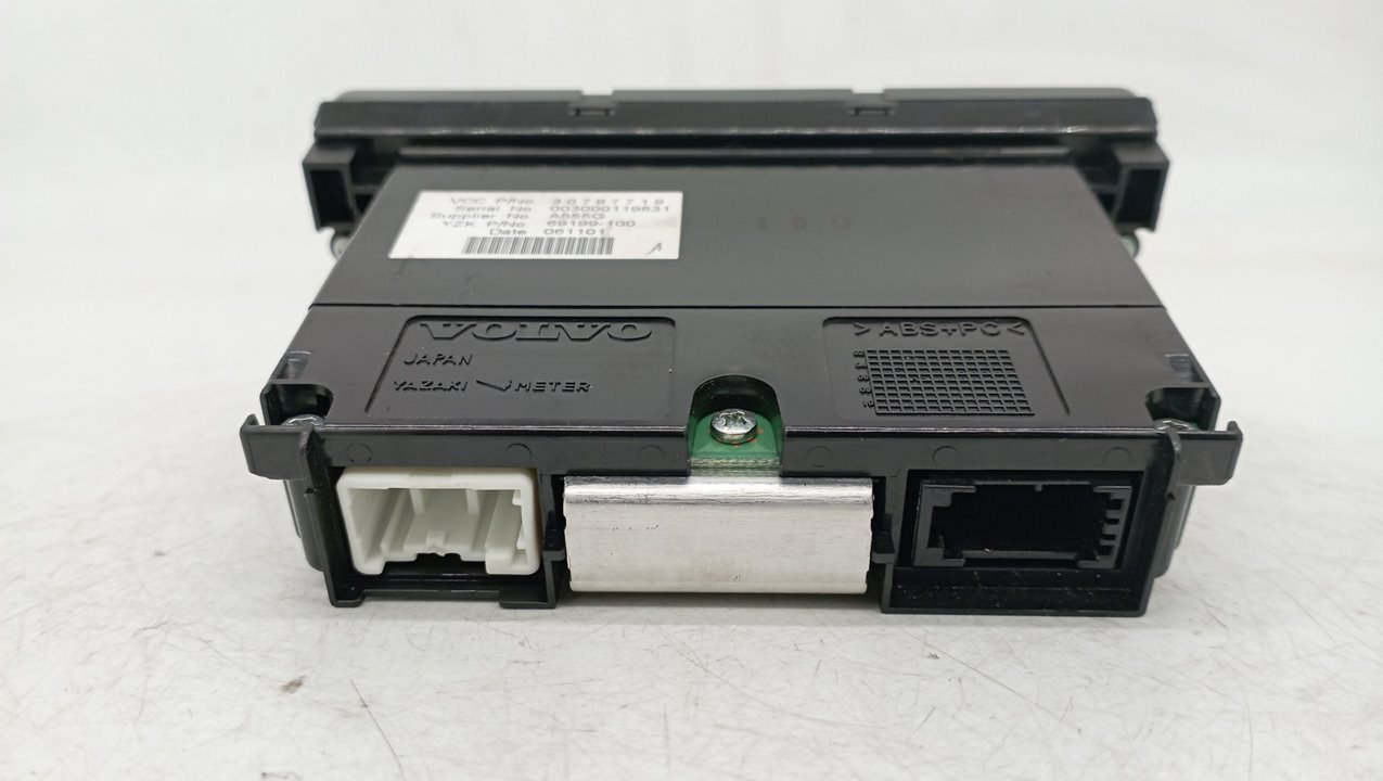 30797719 PANTALLA MULTIFUNCION VOLVO C30 2007 23885 devimagesvext/08283e45-1ba6-4c70-9a92-5b0ff35685bb/migcrv/imagenes/000/000/624/000000624823.jpeg