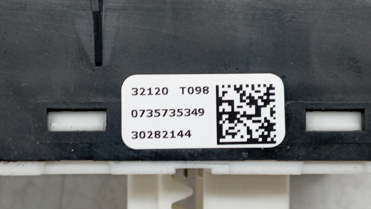 0735735349 MANDO LUCES FIAT SIN DEFINIR 2021 22495 devimagesvext/08283e45-1ba6-4c70-9a92-5b0ff35685bb/migcrv/imagenes/000/000/625/000000625523.jpeg