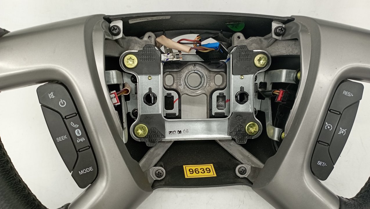 SIN DEFINIR VOLANTE CHEVROLET CAPTIVA 2012 25714 devimagesvext/08283e45-1ba6-4c70-9a92-5b0ff35685bb/migcrv/imagenes/000/000/625/000000625807.jpeg