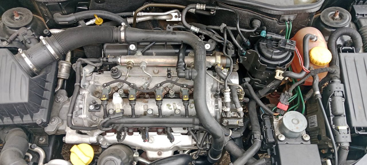 0445110083 INYECTOR OPEL TIGRA TWIN TOP 2005 34560 devimagesvext/08283e45-1ba6-4c70-9a92-5b0ff35685bb/migcrv/imagenes/000/000/632/000000632229.jpeg