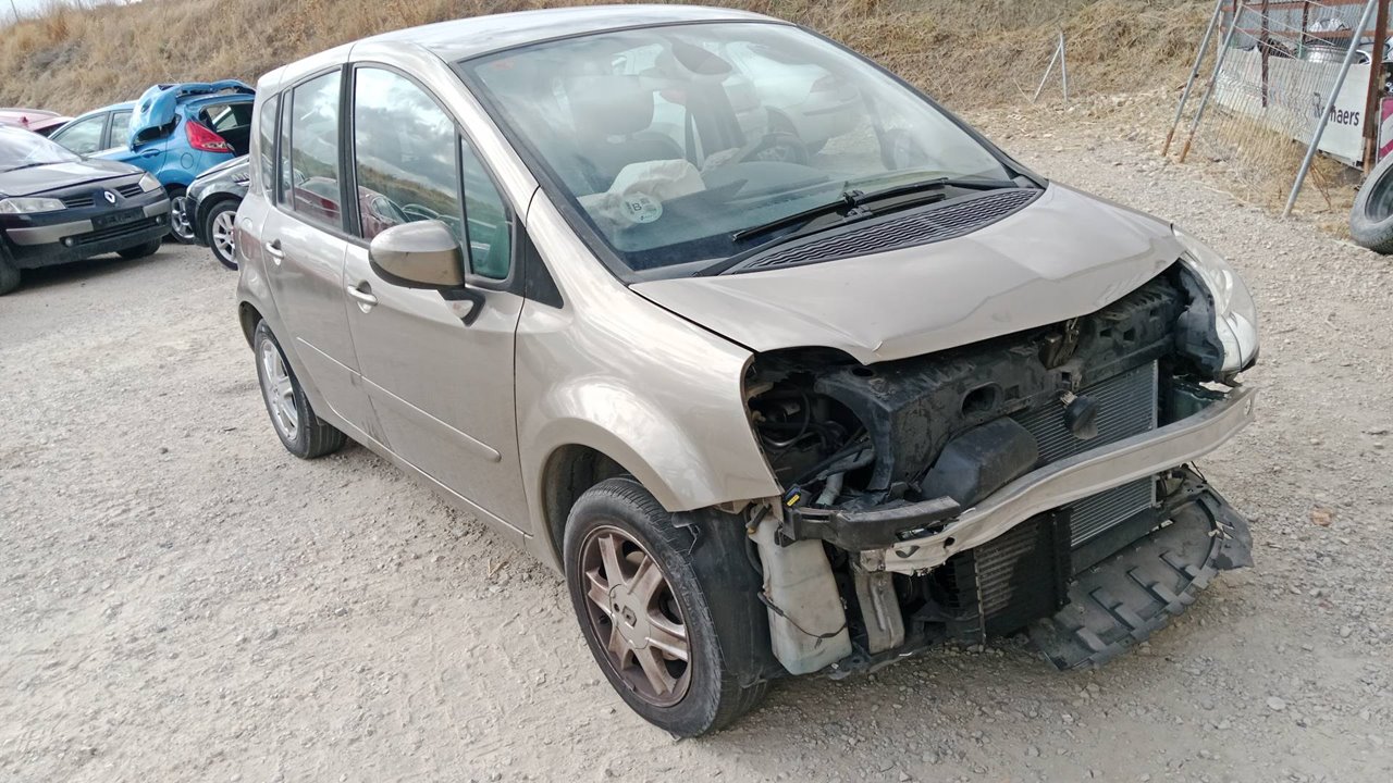 SIN DEFINIR PILOTO TRASERO DERECHO RENAULT GRAND MODUS 2010 9329 devimagesvext/08283e45-1ba6-4c70-9a92-5b0ff35685bb/migcrv/imagenes/000/000/632/000000632401.jpeg