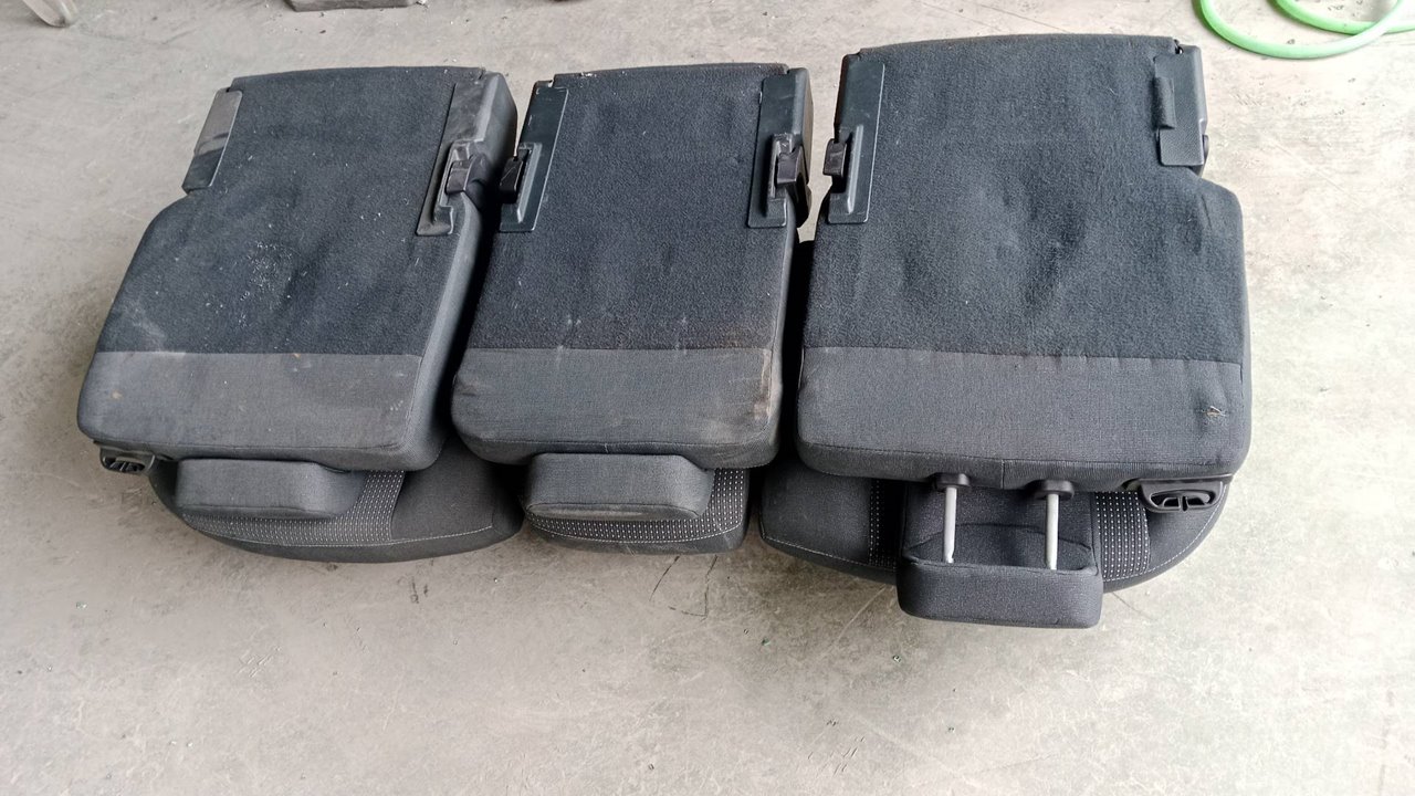 SIN DEFINIR ASIENTOS TRASEROS FORD C-MAX 2014 26239 devimagesvext/08283e45-1ba6-4c70-9a92-5b0ff35685bb/migcrv/imagenes/000/000/634/000000634053.jpeg