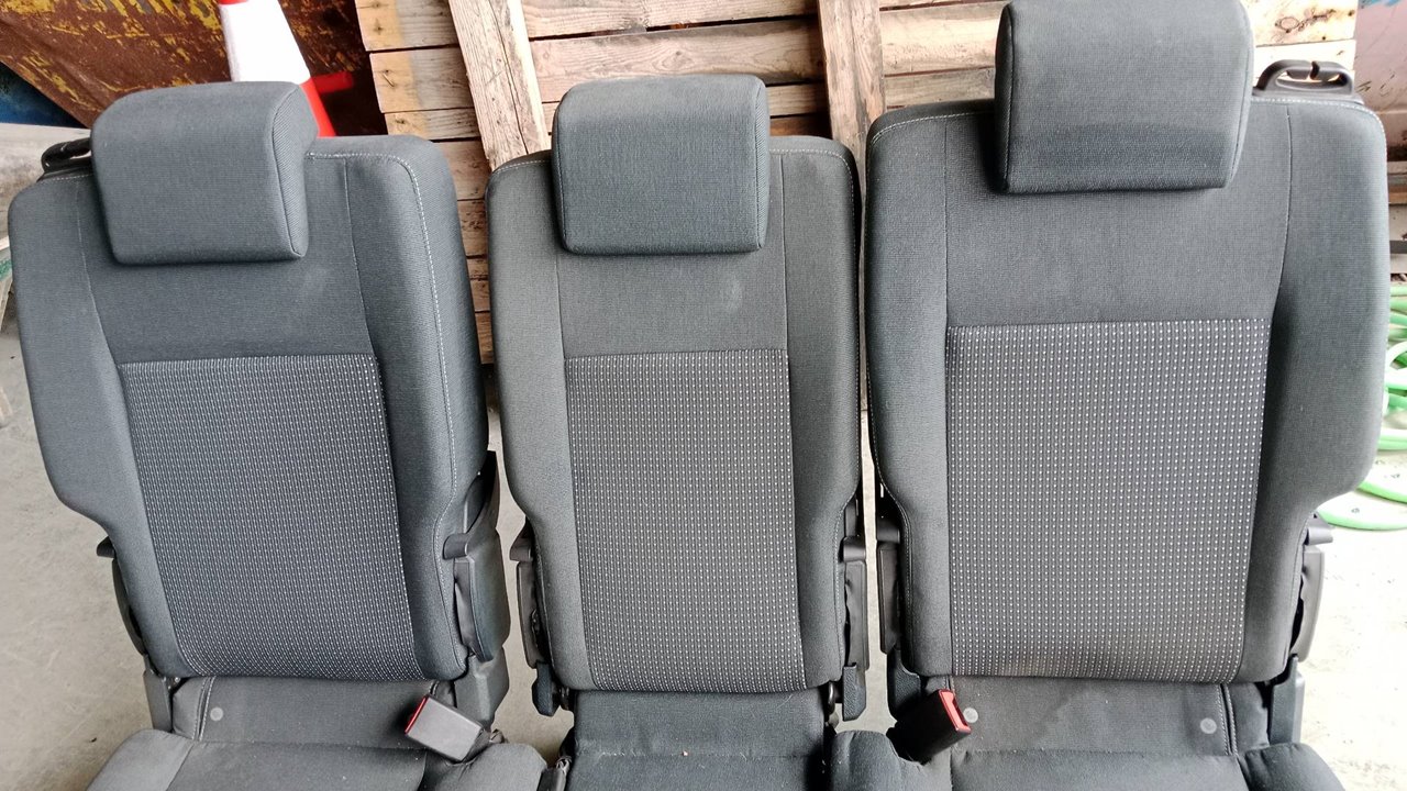 SIN DEFINIR ASIENTOS TRASEROS FORD C-MAX 2014 26239 devimagesvext/08283e45-1ba6-4c70-9a92-5b0ff35685bb/migcrv/imagenes/000/000/634/000000634055.jpeg