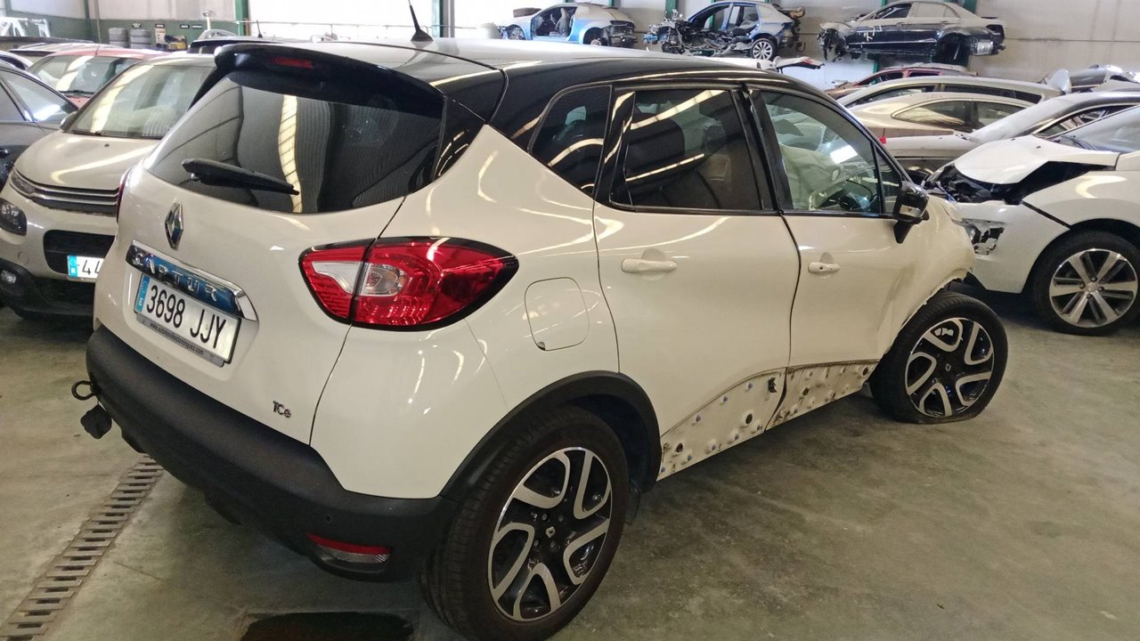 R17 LLANTA RENAULT CAPTUR I 2015 7821 devimagesvext/08283e45-1ba6-4c70-9a92-5b0ff35685bb/migcrv/imagenes/000/000/637/000000637205.jpeg