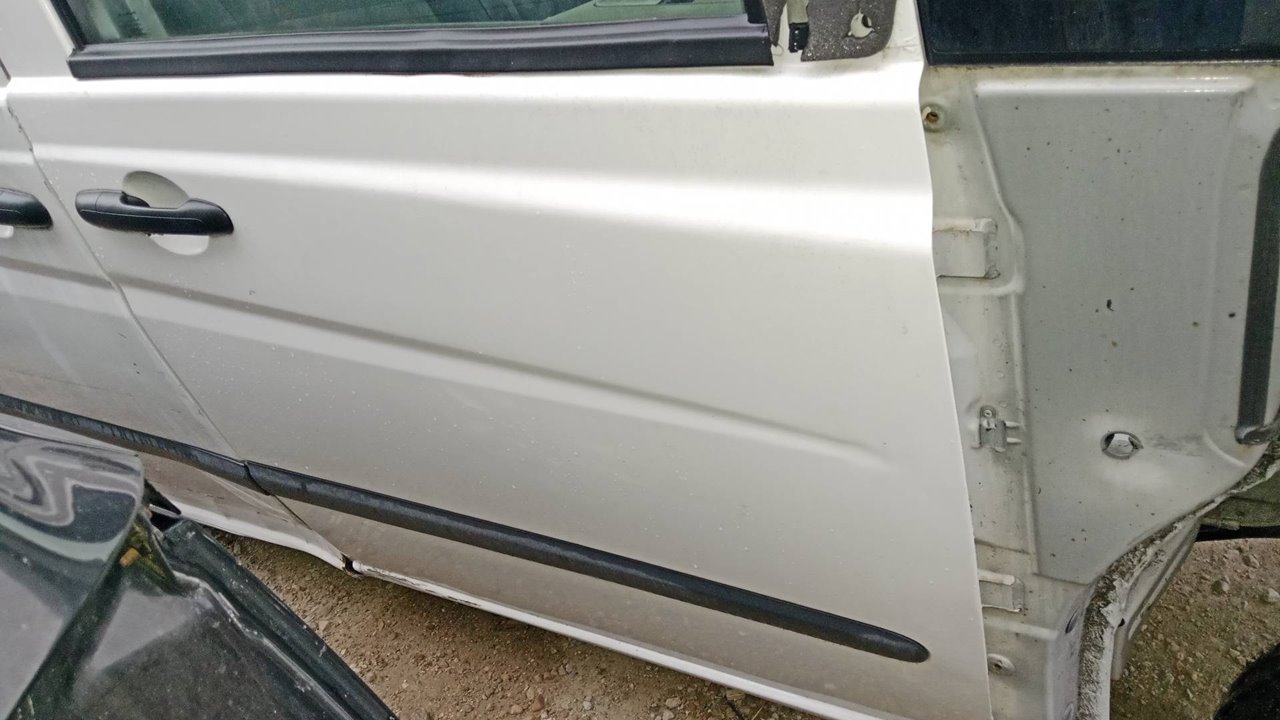 SIN DEFINIR PUERTA DELANTERA DERECHA MERCEDES-BENZ VITO BASIC-KOMBI 2006 28190 devimagesvext/08283e45-1ba6-4c70-9a92-5b0ff35685bb/migcrv/imagenes/000/000/642/000000642006.jpeg