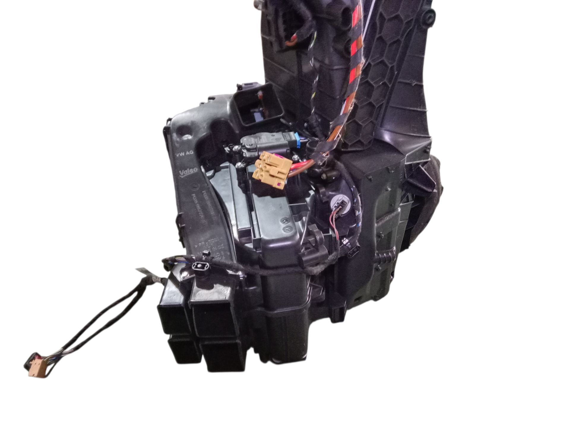 2K5820003AP CALEFACCION ENTERA NORMAL VOLKSWAGEN CADDY PROFESIONAL 2018 10031 devimagesvext/08283e45-1ba6-4c70-9a92-5b0ff35685bb/migcrv/imagenes/000/000/647/000000647607.jpeg