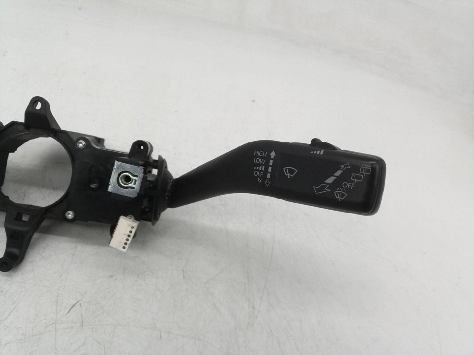5K0953521FG MANDO MULTIFUNCION VOLKSWAGEN CADDY PROFESIONAL 2018 23773 devimagesvext/08283e45-1ba6-4c70-9a92-5b0ff35685bb/migcrv/imagenes/000/000/648/000000648312.jpeg