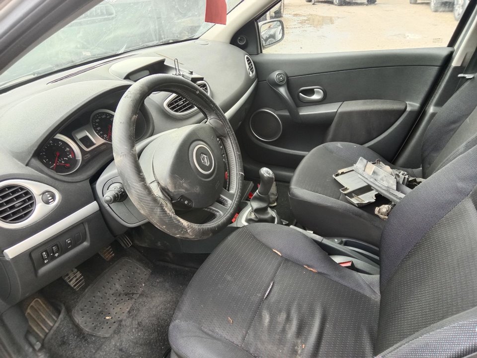 JH3184 CAJA CAMBIOS RENAULT CLIO III 2008  Caja de cambios 5-marcha 32357 devimagesvext/08283e45-1ba6-4c70-9a92-5b0ff35685bb/migcrv/imagenes/000/000/652/000000652595.jpeg