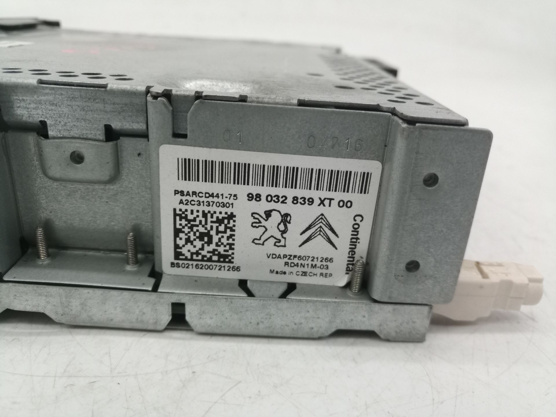 98032839XT SISTEMA AUDIO RADIO CD PEUGEOT PARTNER TEPEE 2016 12567 devimagesvext/08283e45-1ba6-4c70-9a92-5b0ff35685bb/migcrv/imagenes/000/000/652/000000652622.jpeg