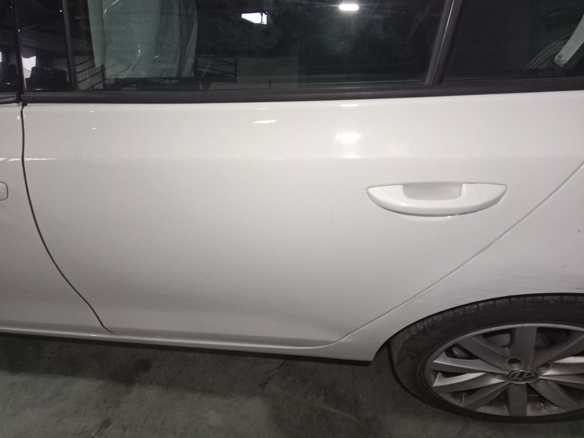 SIN DEFINIR PUERTA TRASERA IZQUIERDA VOLKSWAGEN GOLF VI 2010 8532 devimagesvext/08283e45-1ba6-4c70-9a92-5b0ff35685bb/migcrv/imagenes/000/000/653/000000653460.jpeg