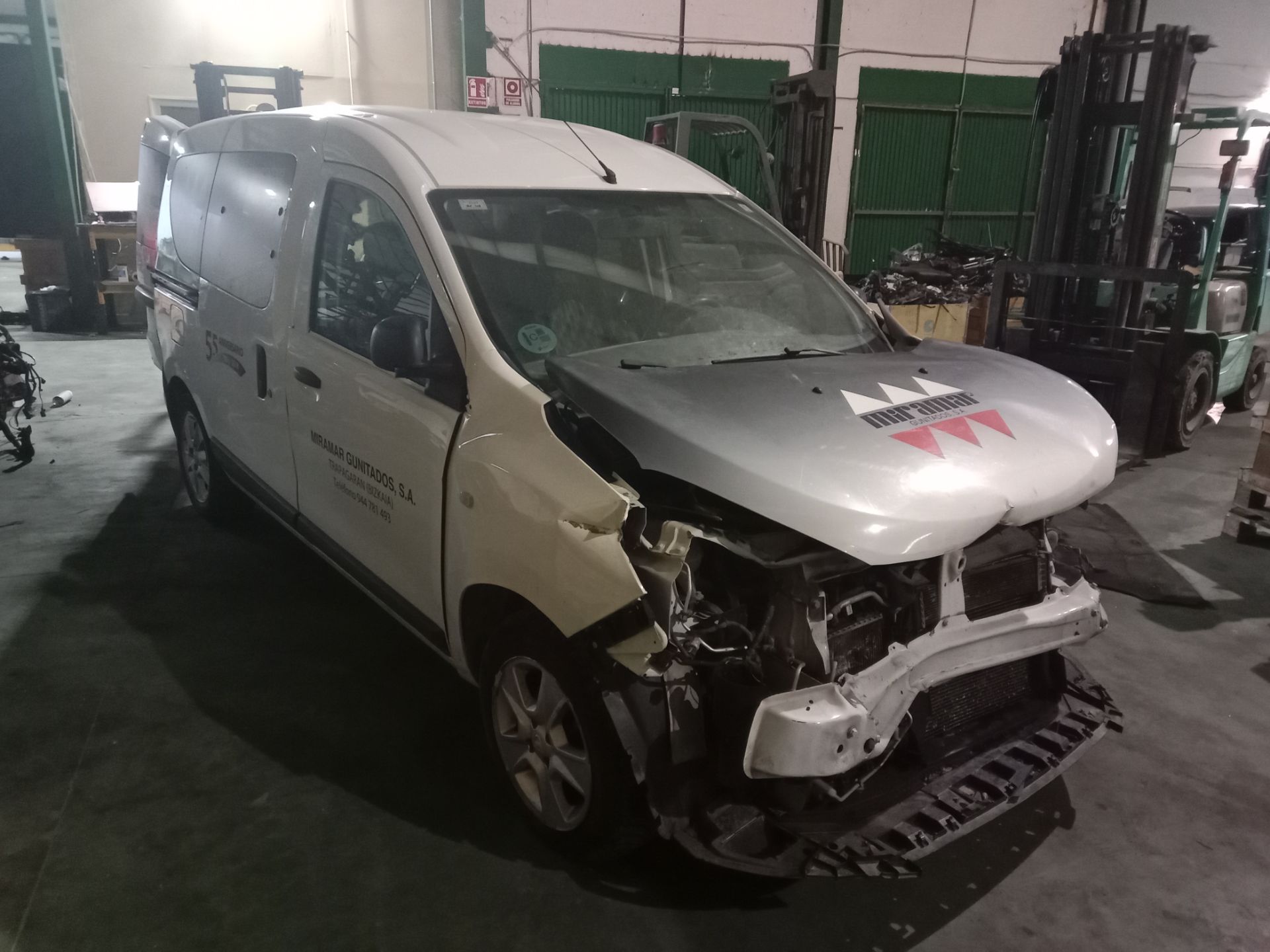 147100361R CAJA MARIPOSA DACIA DOKKER 2020 34662 devimagesvext/08283e45-1ba6-4c70-9a92-5b0ff35685bb/migcrv/imagenes/000/000/654/000000654168.jpeg