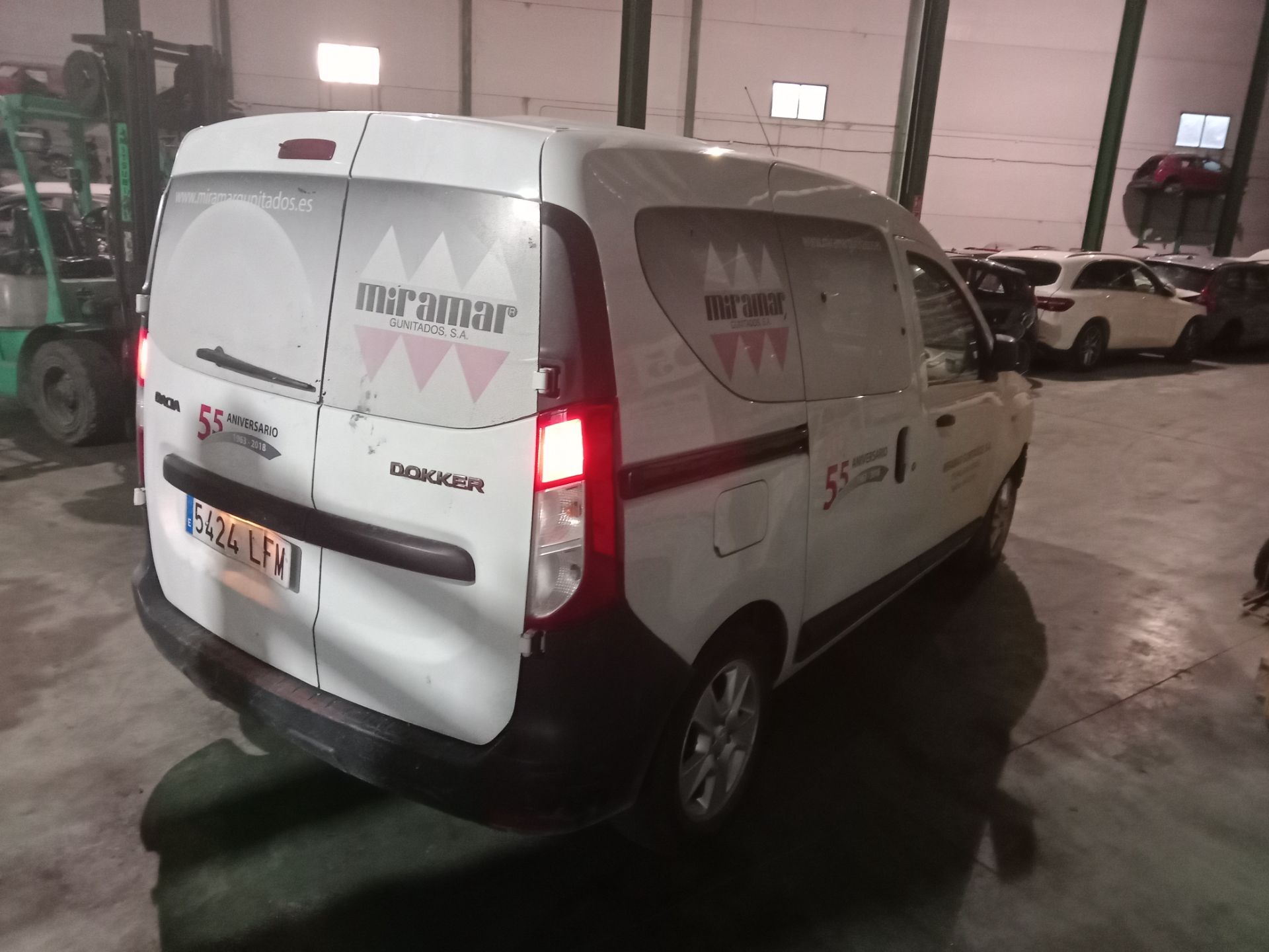 147100361R CAJA MARIPOSA DACIA DOKKER 2020 34662 devimagesvext/08283e45-1ba6-4c70-9a92-5b0ff35685bb/migcrv/imagenes/000/000/654/000000654174.jpeg