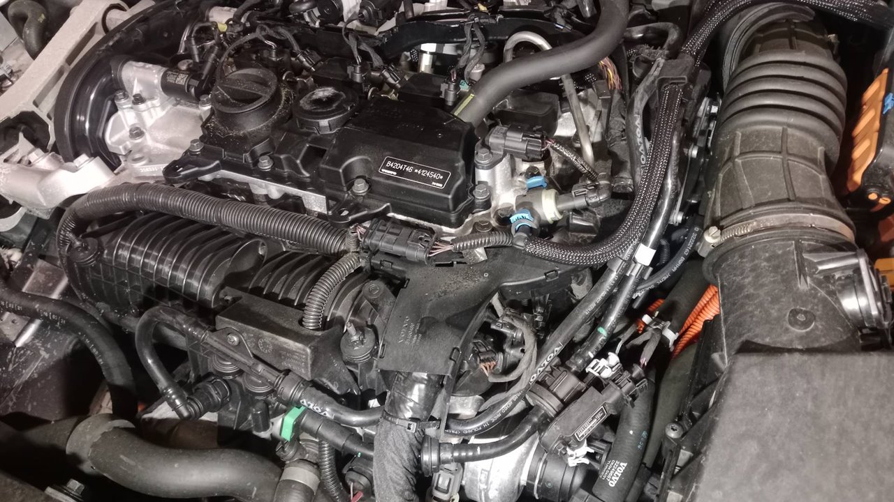 ERAD2 MOTOR COMPLETO VOLVO XC60 2021 13183 devimagesvext/08283e45-1ba6-4c70-9a92-5b0ff35685bb/migcrv/imagenes/000/000/658/000000658337.jpeg