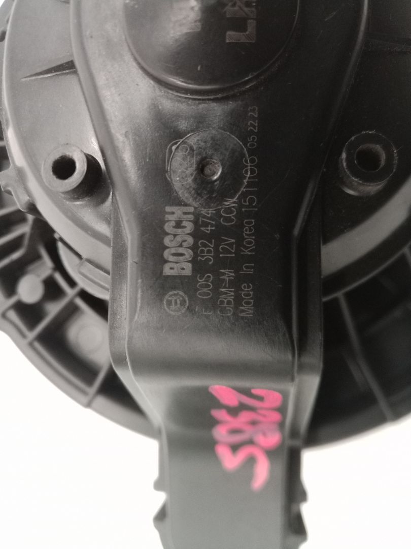 F00S3B2474 MOTOR CALEFACCION KIA CARENS 2016 9938 devimagesvext/08283e45-1ba6-4c70-9a92-5b0ff35685bb/migcrv/imagenes/000/000/660/000000660112.jpeg