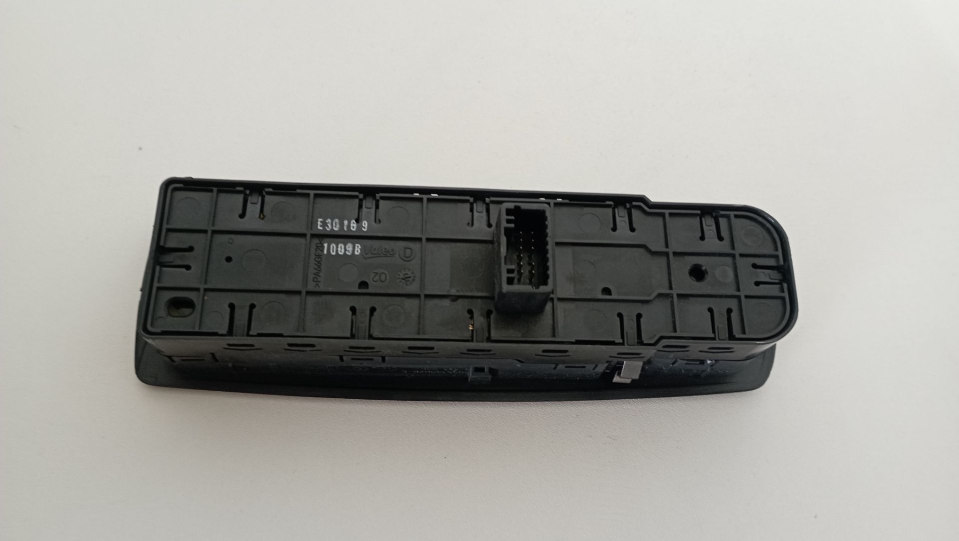 809610007RC MANDO ELEVALUNAS DELANTERO IZQUIERDO JEEP GRAND CHEROKEE 2011 9659 devimagesvext/08283e45-1ba6-4c70-9a92-5b0ff35685bb/migcrv/imagenes/000/000/660/000000660332.jpeg