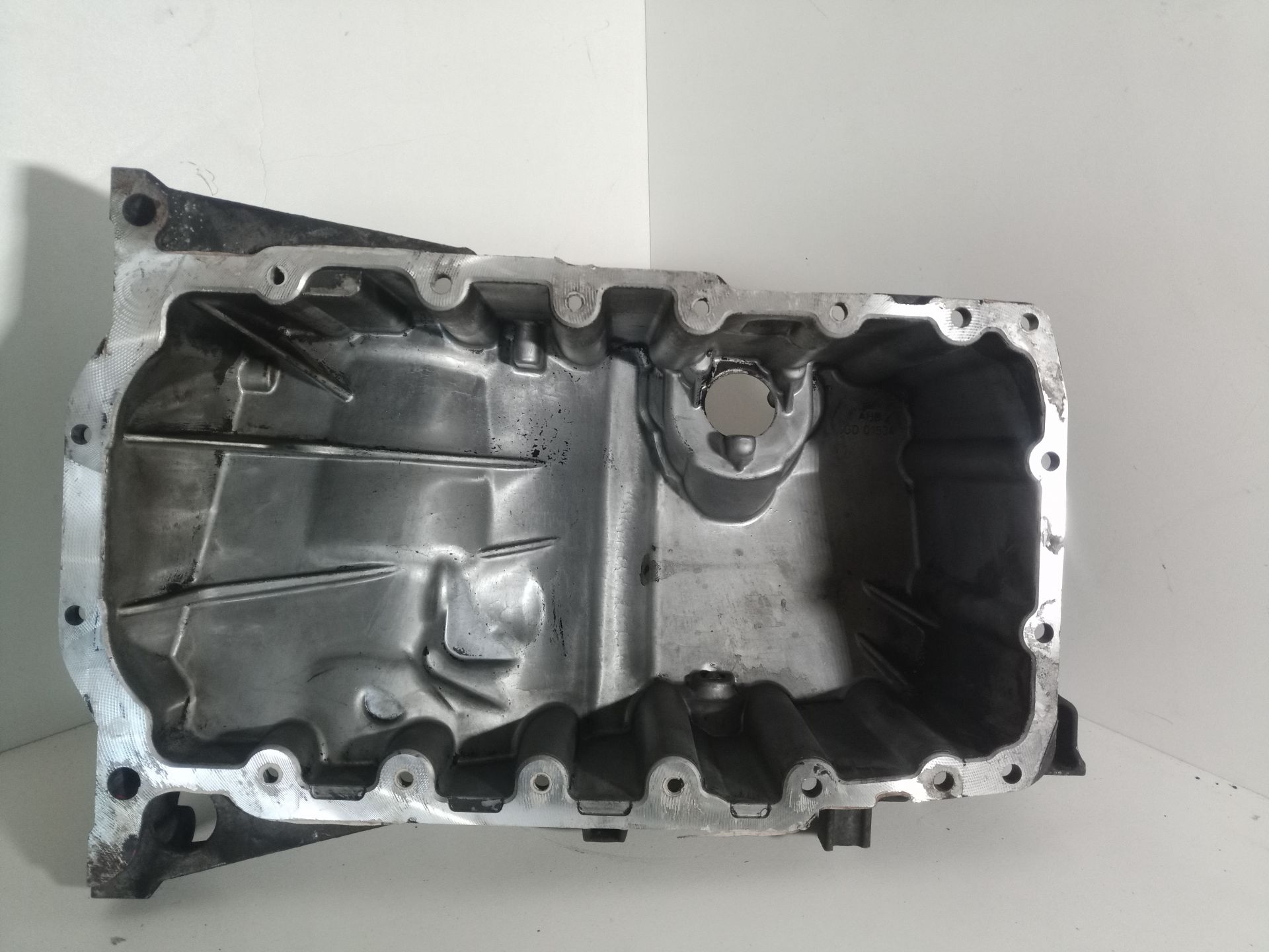 03L103603DK CARTER AUDI A4 BERLINA 2014 13259 devimagesvext/08283e45-1ba6-4c70-9a92-5b0ff35685bb/migcrv/imagenes/000/000/662/000000662316.jpeg