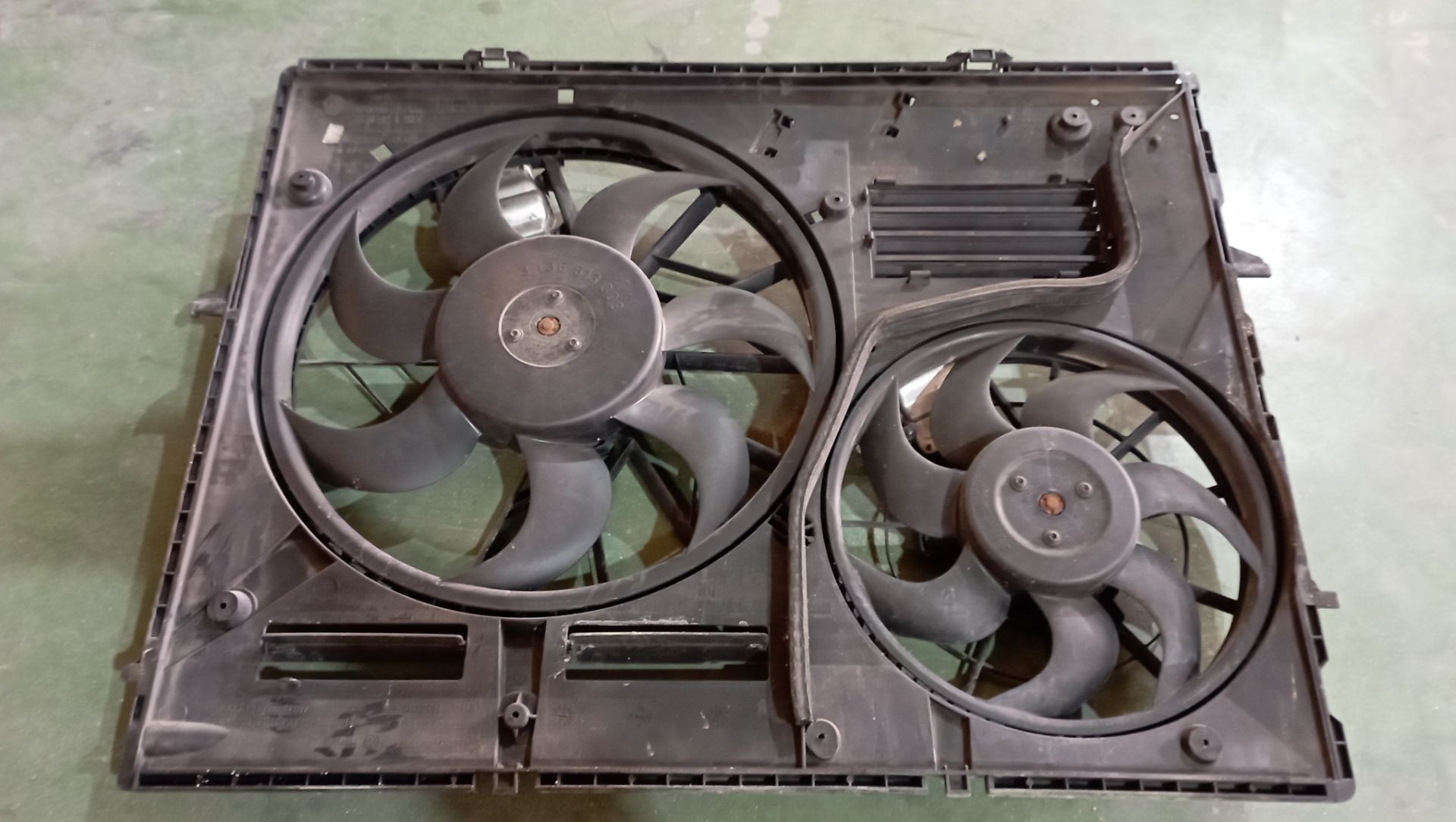 0130307091 ELECTROVENTILADOR AUDI Q7 2012 10580 devimagesvext/08283e45-1ba6-4c70-9a92-5b0ff35685bb/migcrv/imagenes/000/000/662/000000662642.jpeg