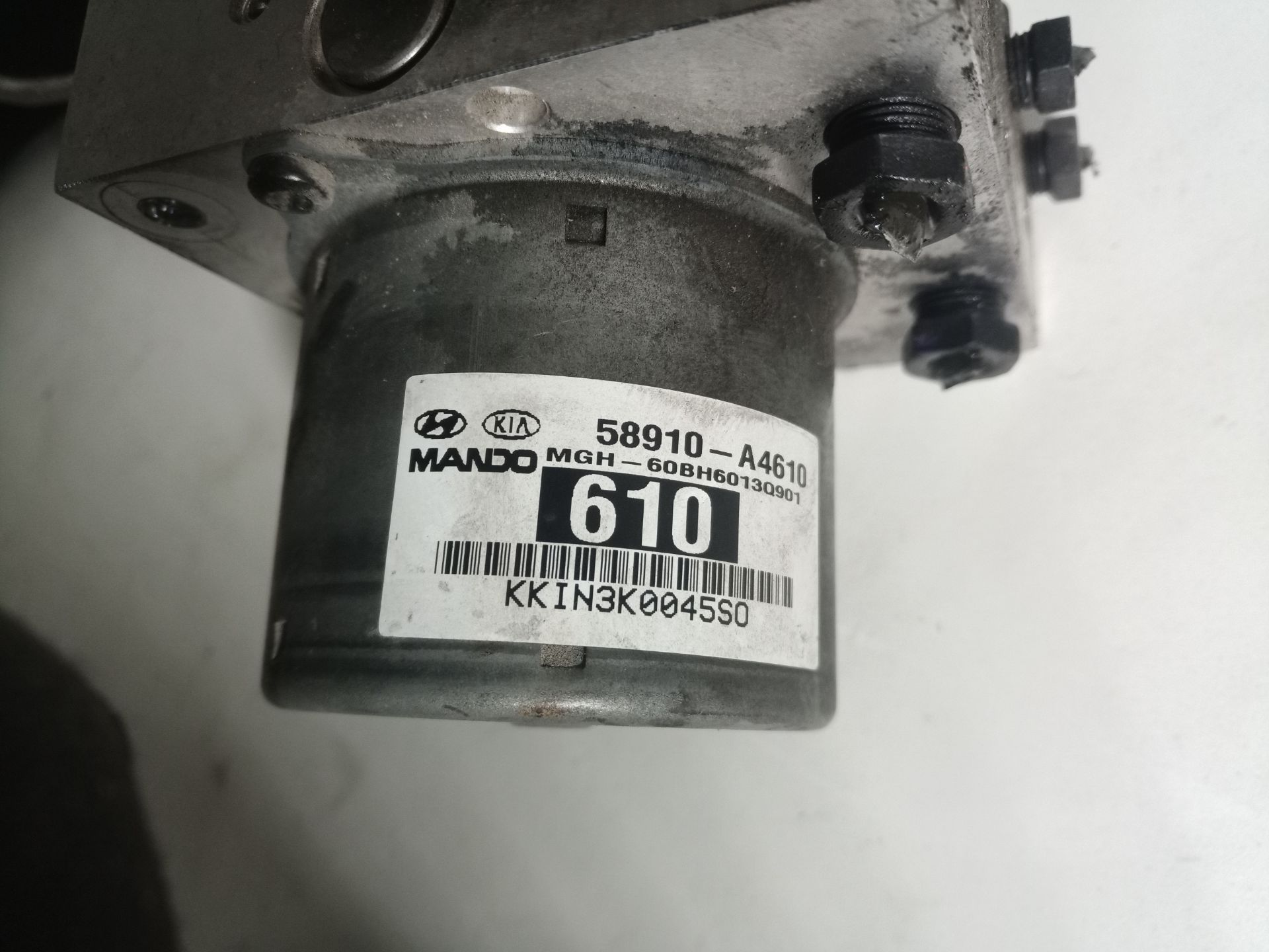 58910A4610 ABS KIA CARENS 2016 13537 devimagesvext/08283e45-1ba6-4c70-9a92-5b0ff35685bb/migcrv/imagenes/000/000/663/000000663218.jpeg