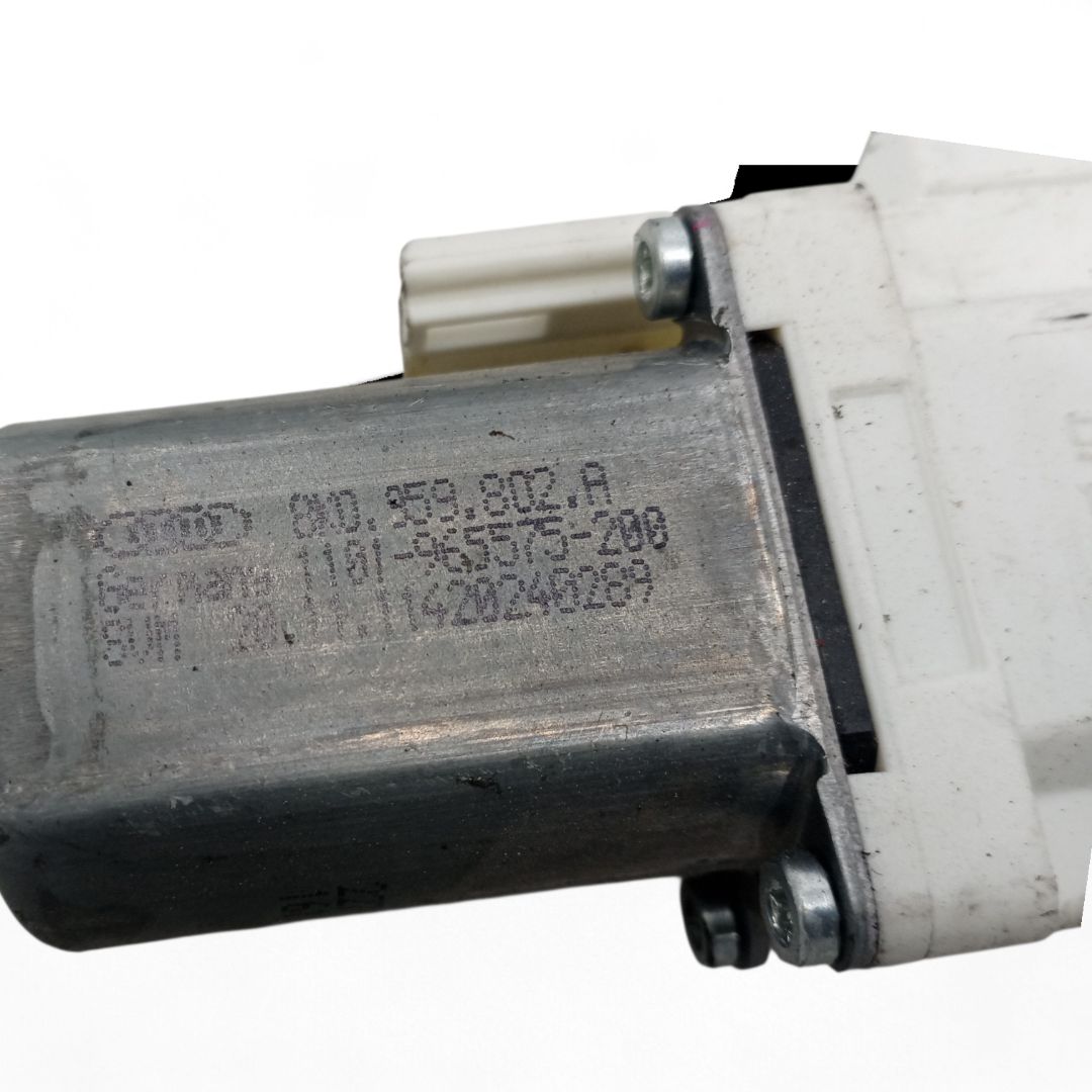 4L0837462B ELEVALUNAS DELANTERO DERECHO AUDI Q7 2012 8693 devimagesvext/08283e45-1ba6-4c70-9a92-5b0ff35685bb/migcrv/imagenes/000/000/665/000000665558.jpeg