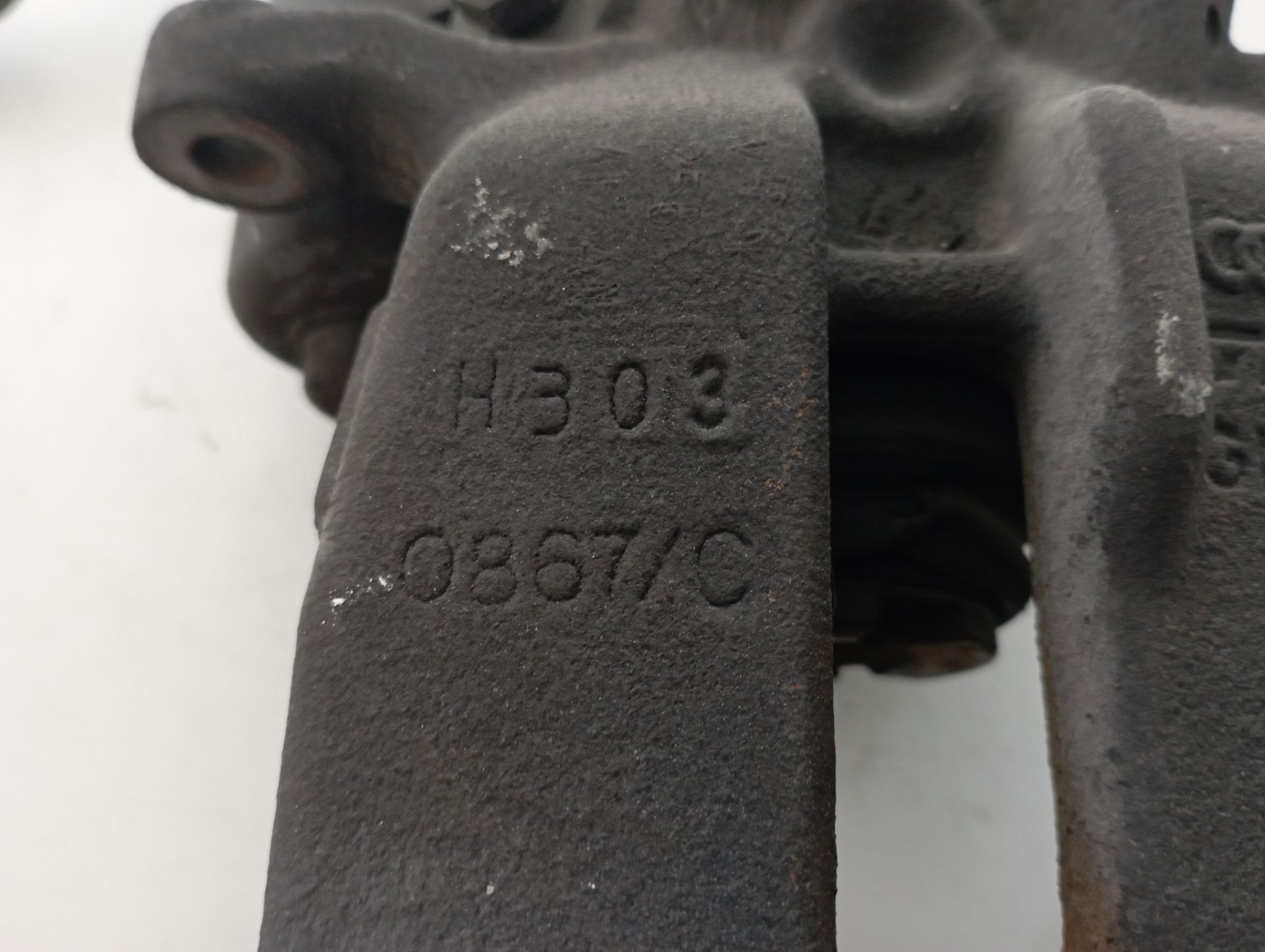 SIN DEFINIR PINZA DE FRENO TRASERA IZQUIERDA AUDI A6 BERLINA 2009 9004 devimagesvext/08283e45-1ba6-4c70-9a92-5b0ff35685bb/migcrv/imagenes/000/000/667/000000667618.jpeg