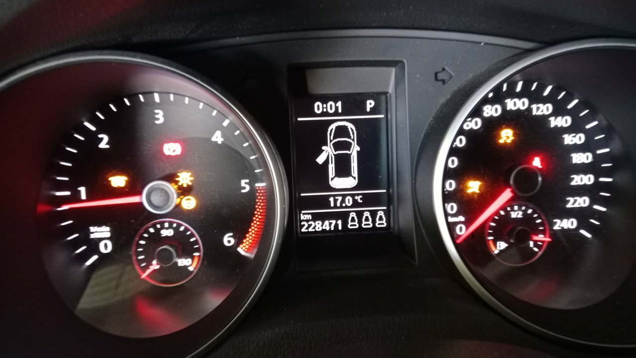SIN DEFINIR BANDEJA TRASERA VOLKSWAGEN GOLF VI 2011 13000 devimagesvext/08283e45-1ba6-4c70-9a92-5b0ff35685bb/migcrv/imagenes/000/000/672/000000672780.jpeg