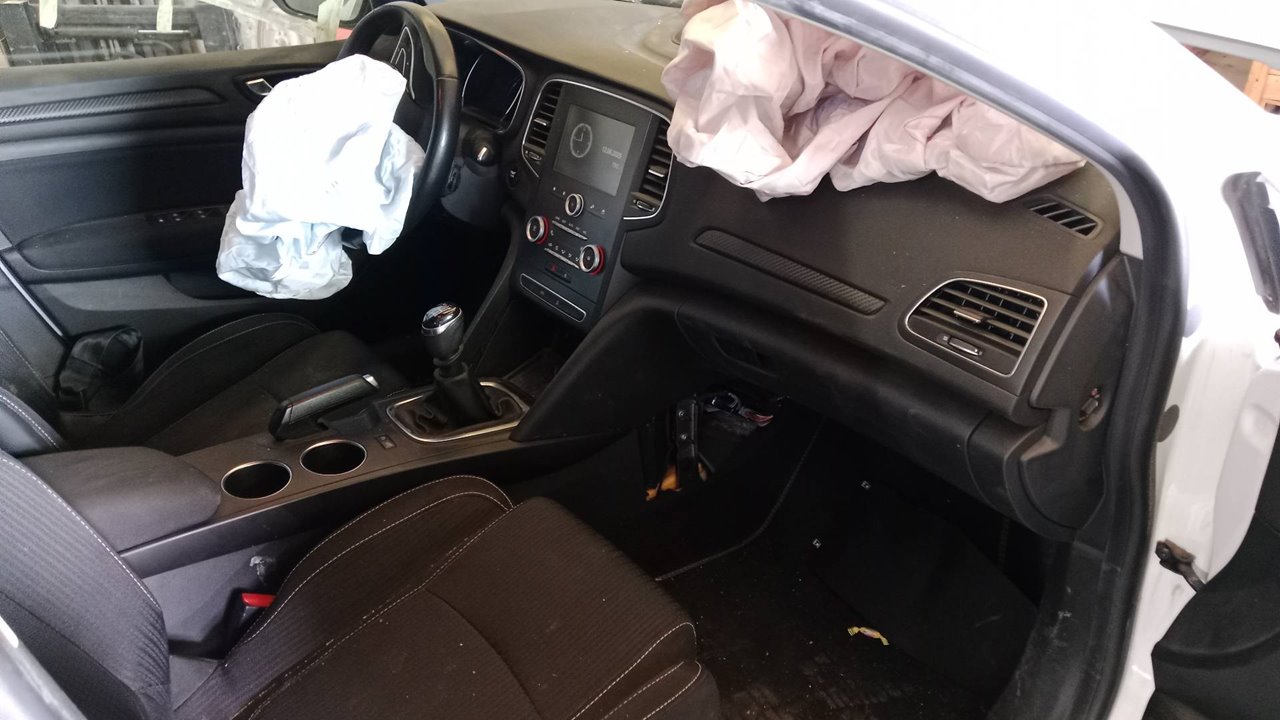 794202086RA BANDEJA TRASERA RENAULT MEGANE IV BERLINA 5P 2018 33263 devimagesvext/08283e45-1ba6-4c70-9a92-5b0ff35685bb/migcrv/imagenes/000/000/672/000000672848.jpeg