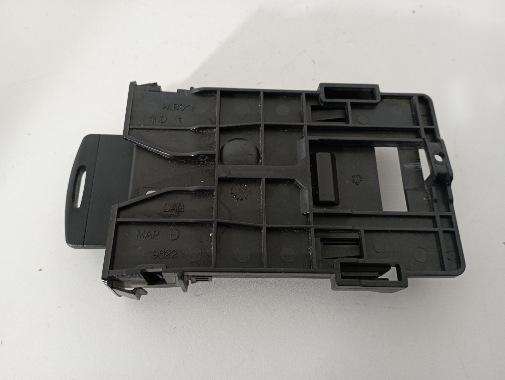 A2C53299319 CONMUTADOR DE ARRANQUE RENAULT LAGUNA 2010 9082 devimagesvext/08283e45-1ba6-4c70-9a92-5b0ff35685bb/migcrv/imagenes/000/000/675/000000675243.jpeg