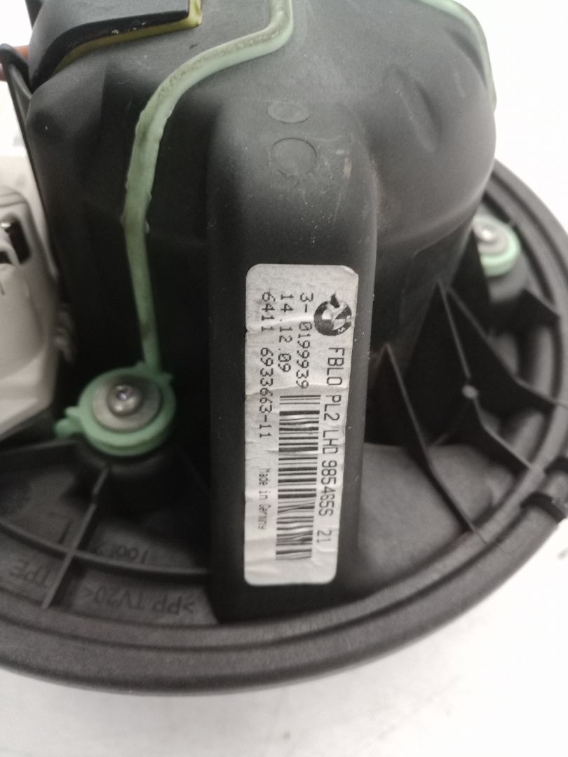 6411693366311 MOTOR CALEFACCION BMW 1 BERLINA 2010 9865 devimagesvext/08283e45-1ba6-4c70-9a92-5b0ff35685bb/migcrv/imagenes/000/000/675/000000675753.jpeg