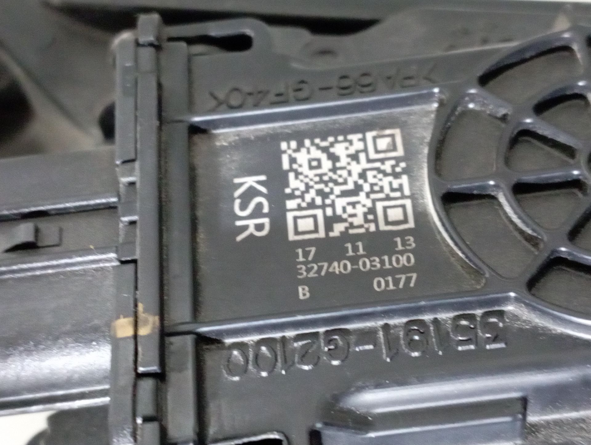 3274008100 PEDAL ACELERADOR HYUNDAI IONIQ 2018 13818 devimagesvext/08283e45-1ba6-4c70-9a92-5b0ff35685bb/migcrv/imagenes/000/000/675/000000675931.jpeg