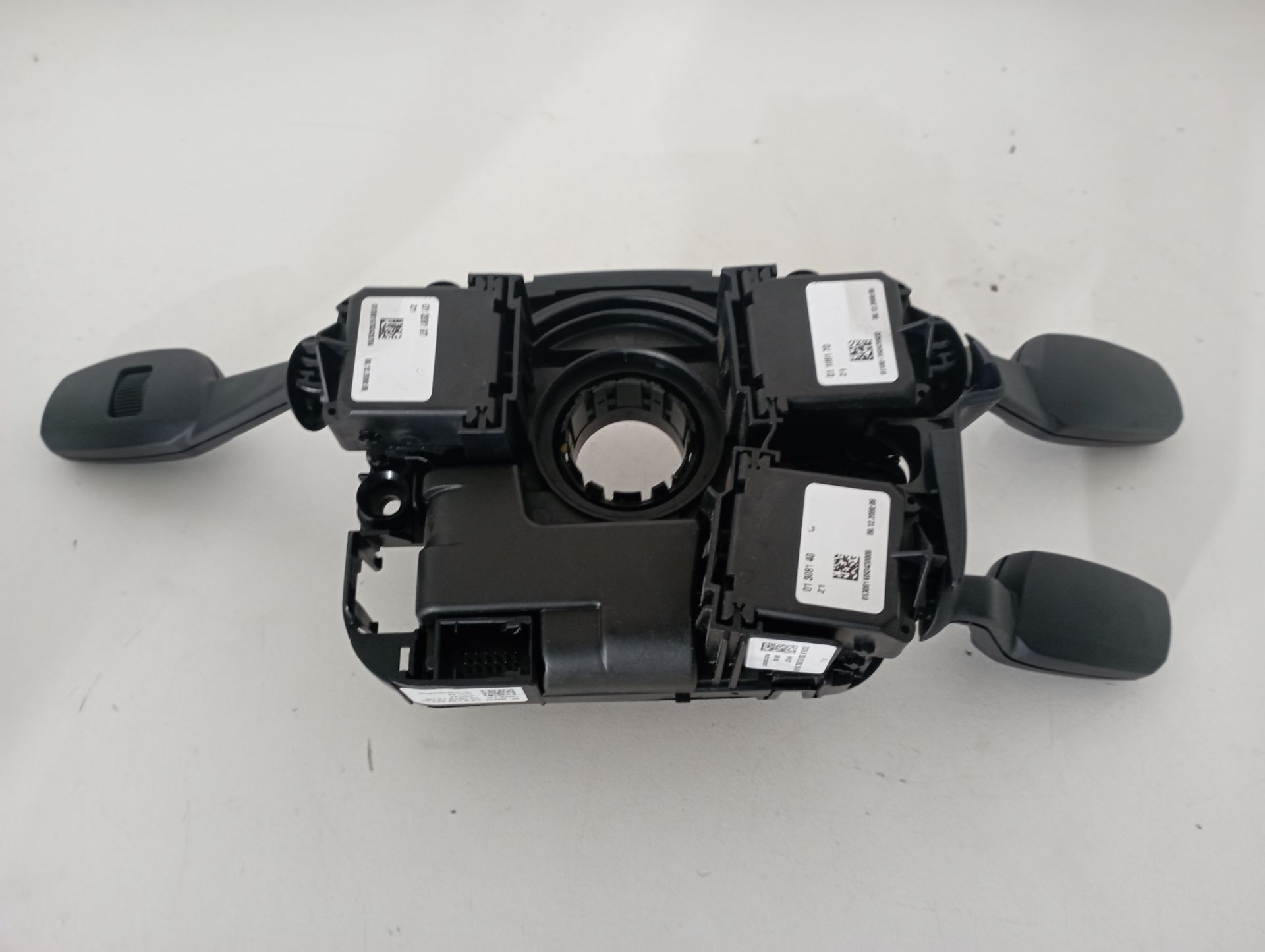 LZ912304304 MANDO MULTIFUNCION BMW 1 BERLINA 2010 12666 devimagesvext/08283e45-1ba6-4c70-9a92-5b0ff35685bb/migcrv/imagenes/000/000/676/000000676315.jpeg
