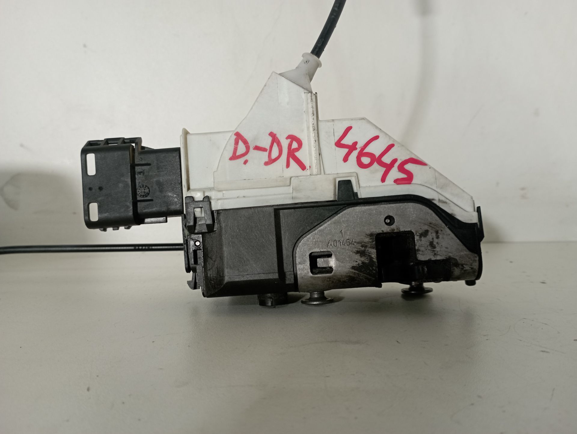 PSA828405 CERRADURA PUERTA DELANTERA DERECHA PEUGEOT PARTNER TEPEE 2013 13831 devimagesvext/08283e45-1ba6-4c70-9a92-5b0ff35685bb/migcrv/imagenes/000/000/676/000000676347.jpeg