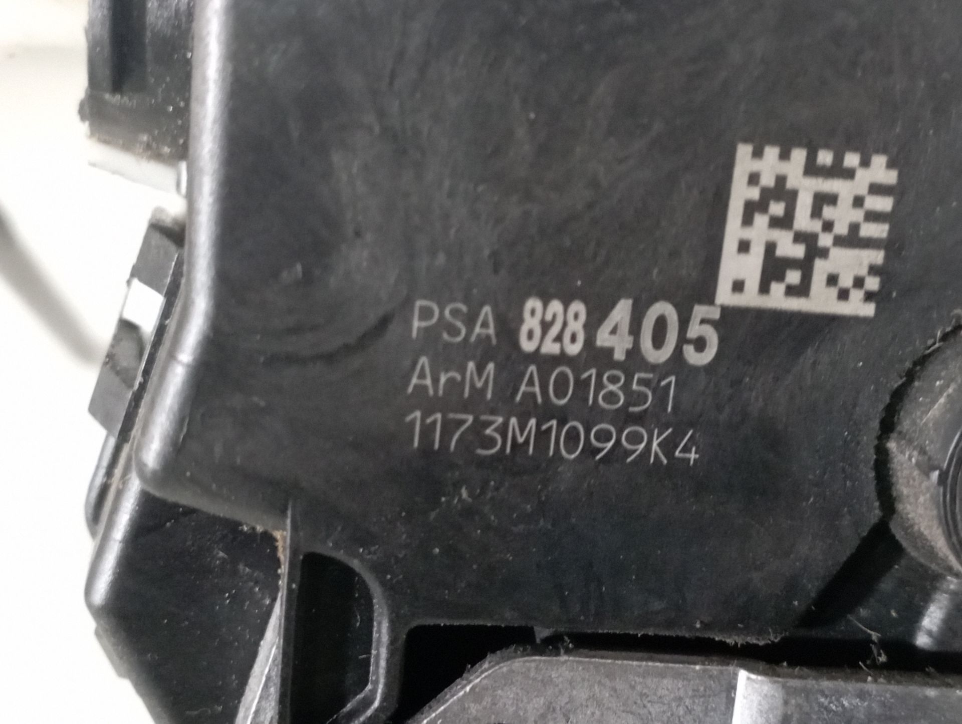 PSA828405 CERRADURA PUERTA DELANTERA DERECHA PEUGEOT PARTNER TEPEE 2013 13831 devimagesvext/08283e45-1ba6-4c70-9a92-5b0ff35685bb/migcrv/imagenes/000/000/676/000000676349.jpeg