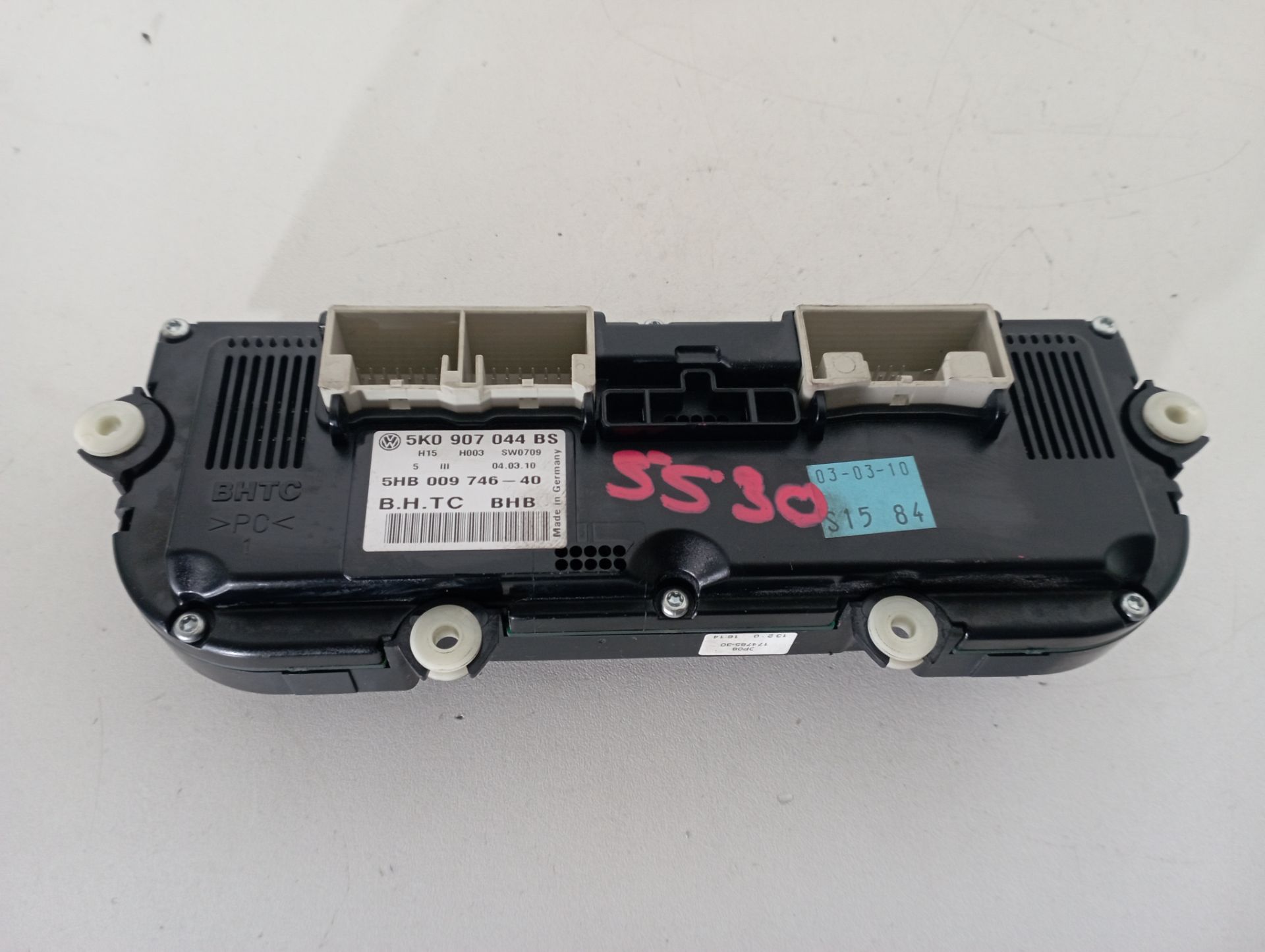5K0907044BS MANDO CLIMATIZADOR VOLKSWAGEN GOLF VI 2010 10737 devimagesvext/08283e45-1ba6-4c70-9a92-5b0ff35685bb/migcrv/imagenes/000/000/676/000000676457.jpeg