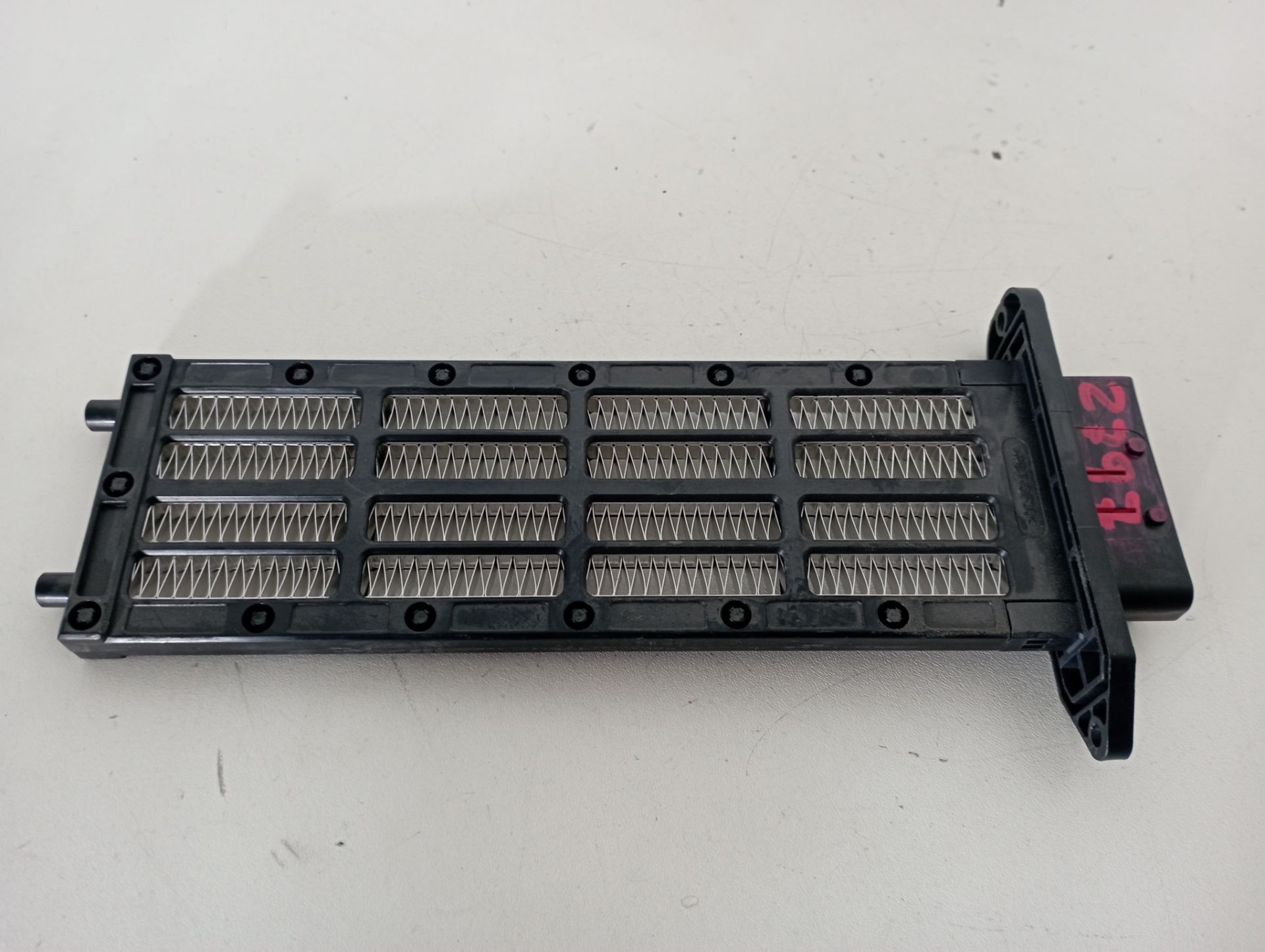17K141444ST1 RESISTENCIA CALEFACCION HYUNDAI IONIQ 2018 10718 devimagesvext/08283e45-1ba6-4c70-9a92-5b0ff35685bb/migcrv/imagenes/000/000/676/000000676487.jpeg