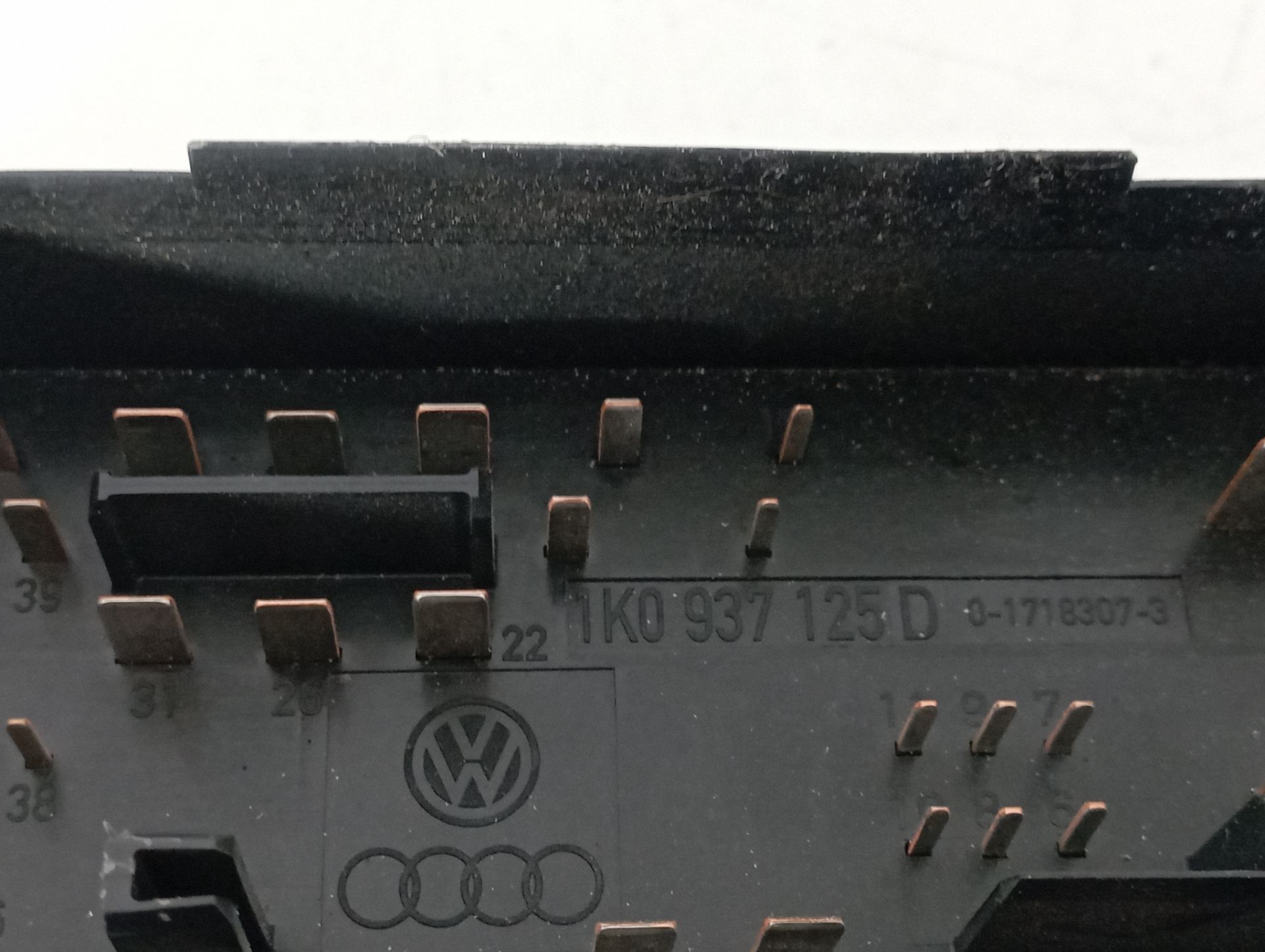 5L270818X CAJA RELES FUSIBLES VOLKSWAGEN CADDY PROFESIONAL 2018 10469 devimagesvext/08283e45-1ba6-4c70-9a92-5b0ff35685bb/migcrv/imagenes/000/000/678/000000678585.jpeg