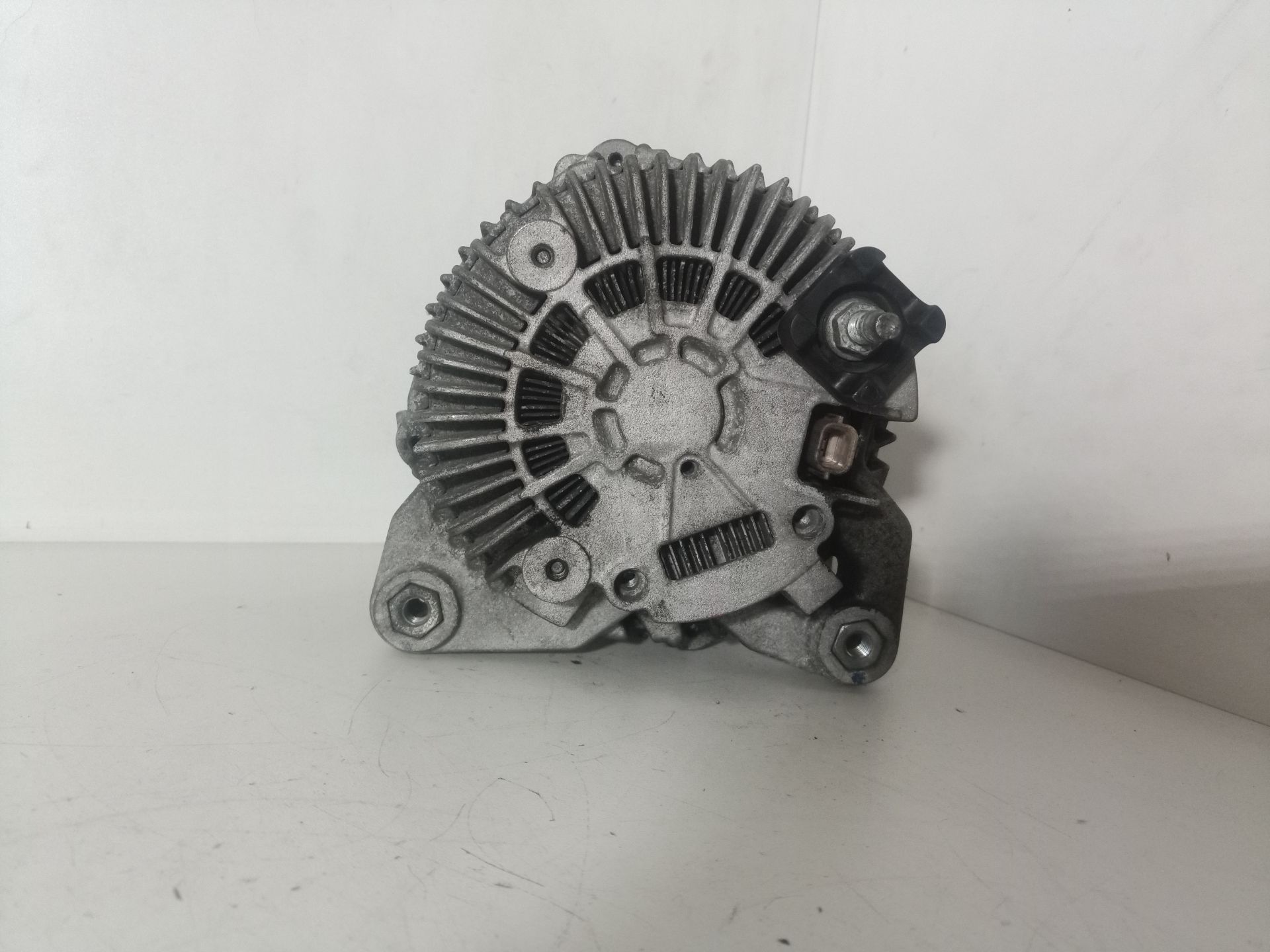 8200960533 ALTERNADOR RENAULT LAGUNA 2010 11968 devimagesvext/08283e45-1ba6-4c70-9a92-5b0ff35685bb/migcrv/imagenes/000/000/678/000000678695.jpeg