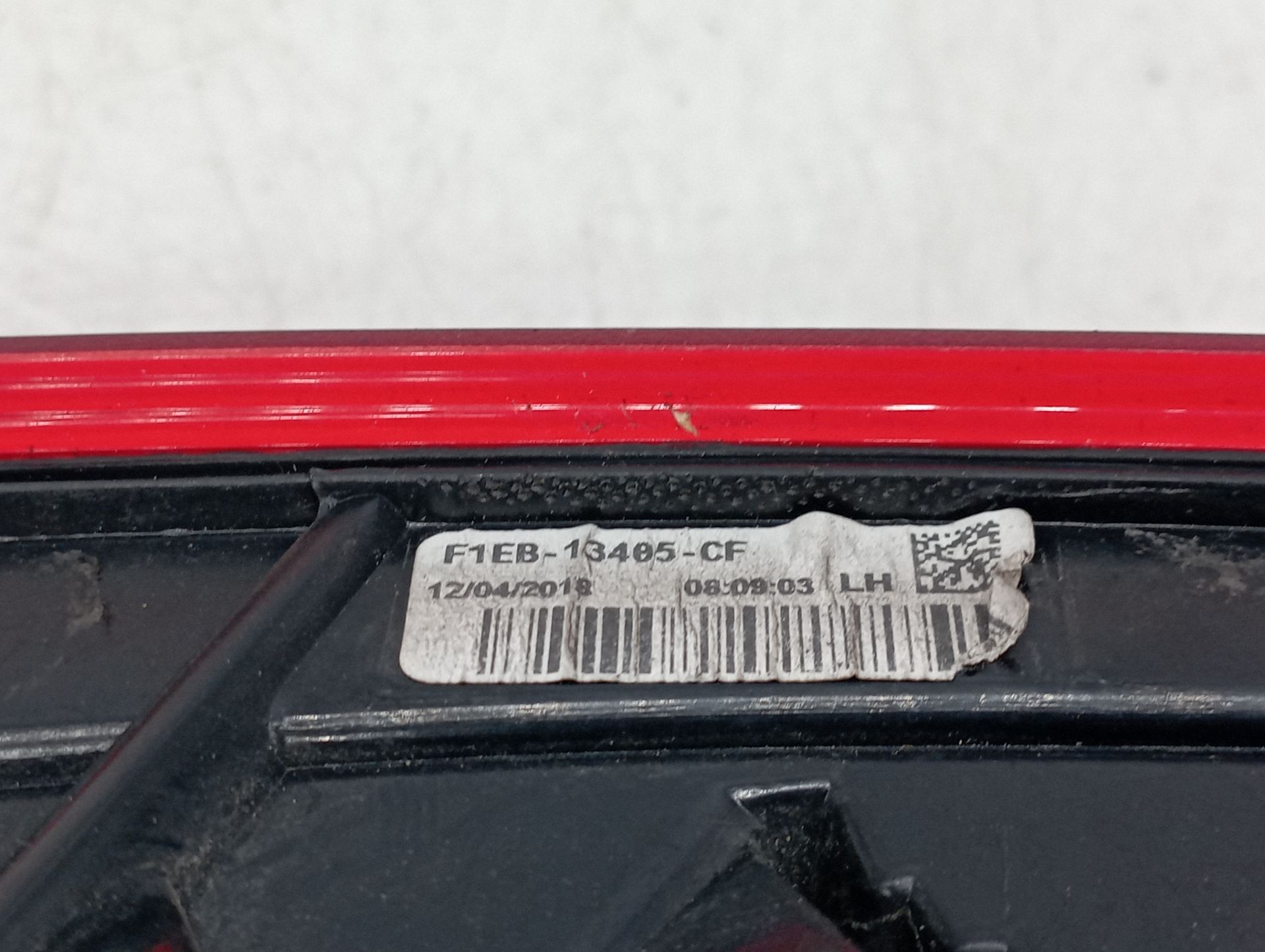 F1EB13485CF PILOTO TRASERO IZQUIERDO FORD FOCUS BERLINA 2018 12935 devimagesvext/08283e45-1ba6-4c70-9a92-5b0ff35685bb/migcrv/imagenes/000/000/679/000000679527.jpeg