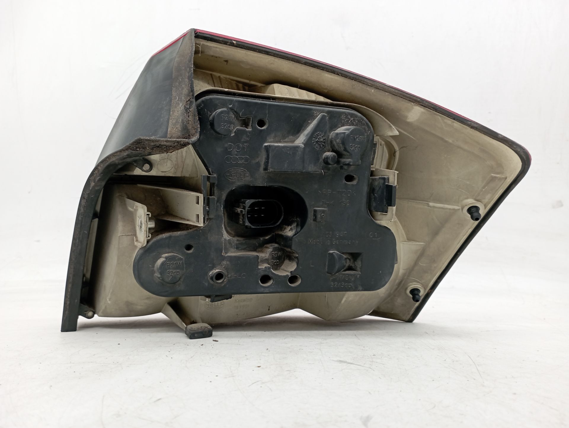 SIN DEFINIR PILOTO TRASERO IZQUIERDO AUDI A4 BERLINA 2001 13848 devimagesvext/08283e45-1ba6-4c70-9a92-5b0ff35685bb/migcrv/imagenes/000/000/679/000000679641.jpeg