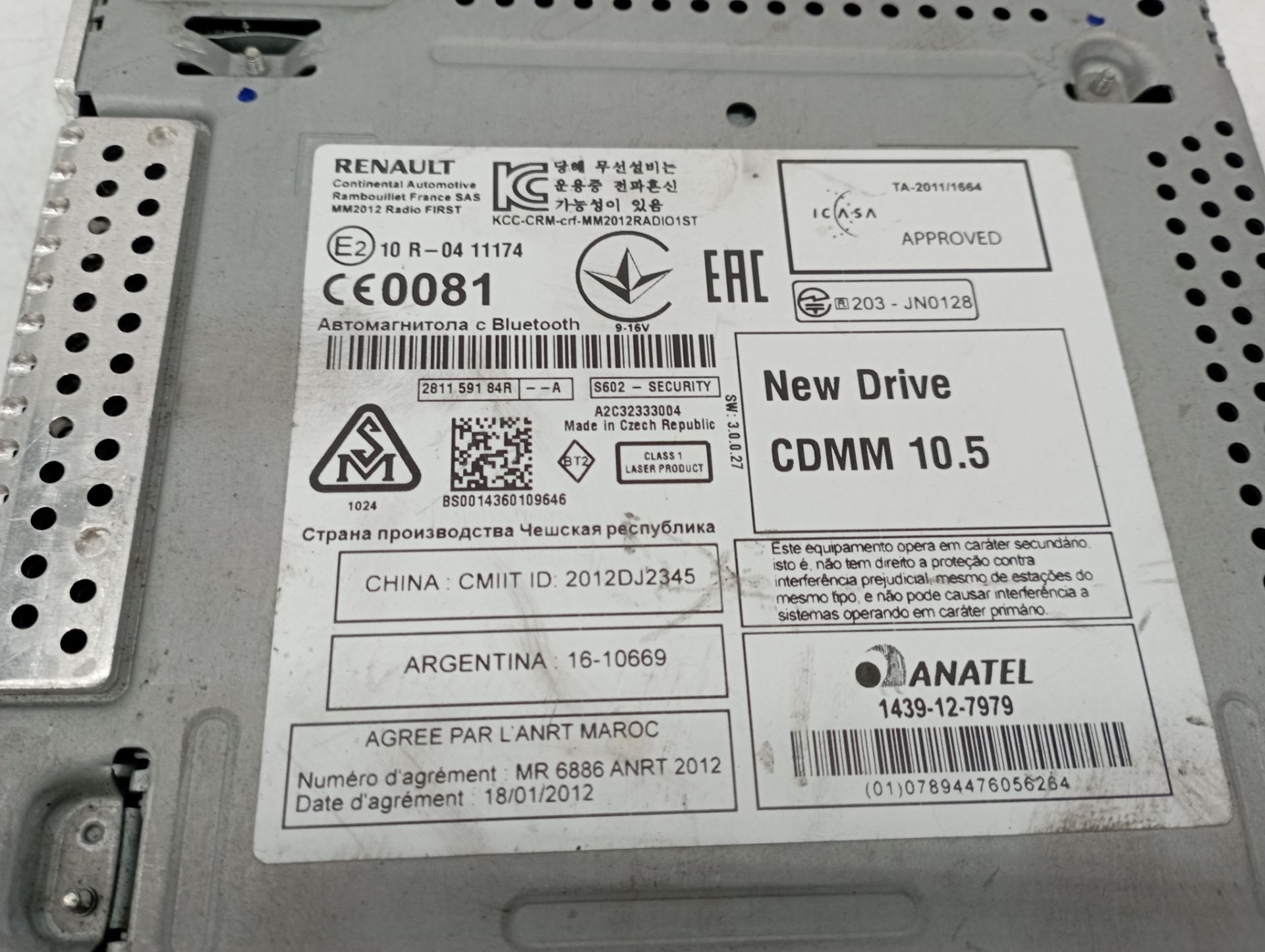 281159184RA SISTEMA AUDIO RADIO CD NISSAN ALMERA 2005 12562 devimagesvext/08283e45-1ba6-4c70-9a92-5b0ff35685bb/migcrv/imagenes/000/000/680/000000680209.jpeg