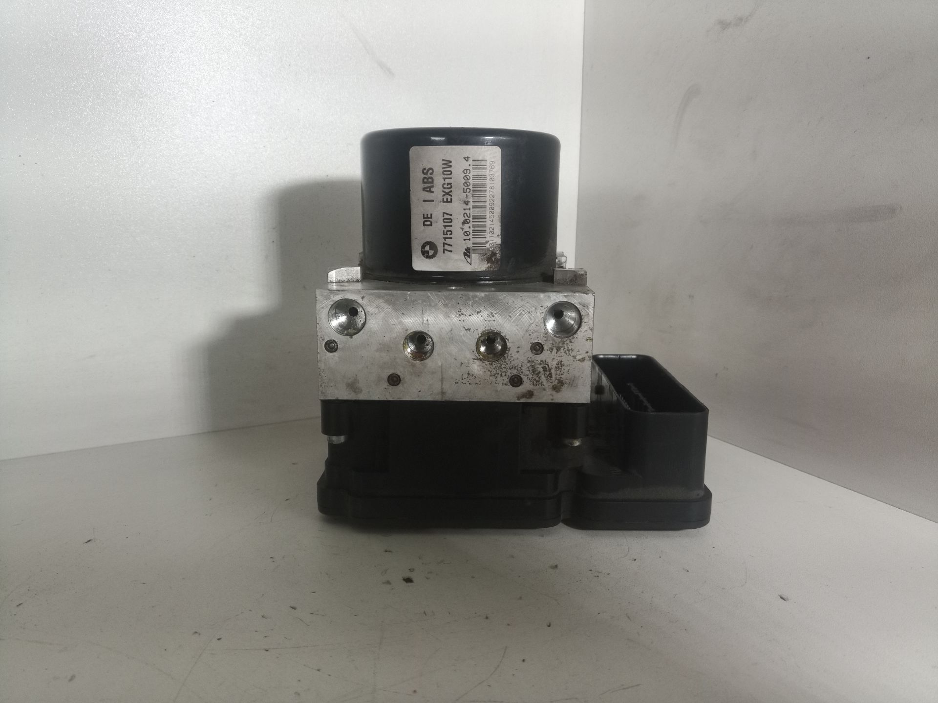 7715107 ABS BMW K 1200 SRGT 2009 13471 devimagesvext/08283e45-1ba6-4c70-9a92-5b0ff35685bb/migcrv/imagenes/000/000/681/000000681583.jpeg